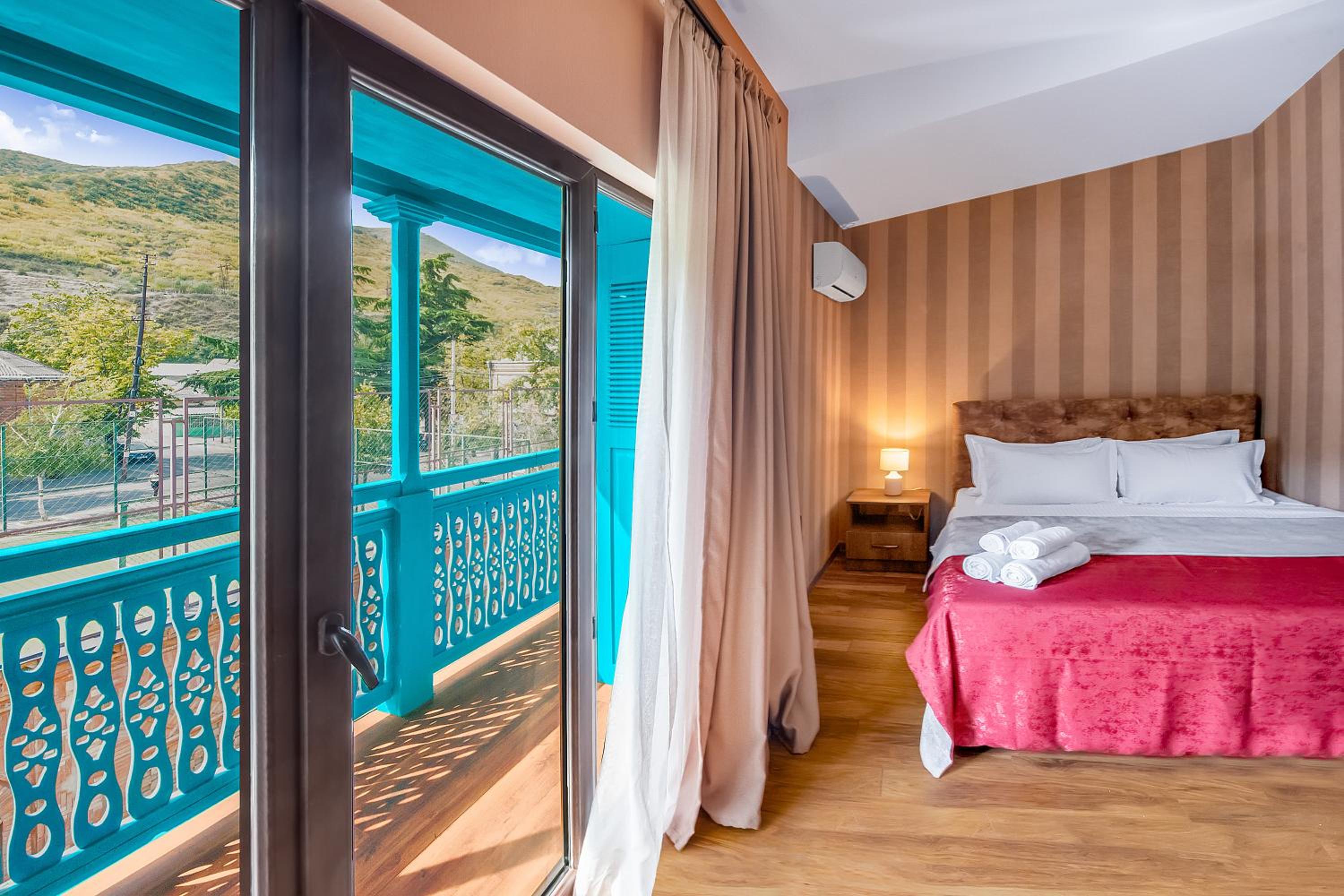 Double Room - Photo 8