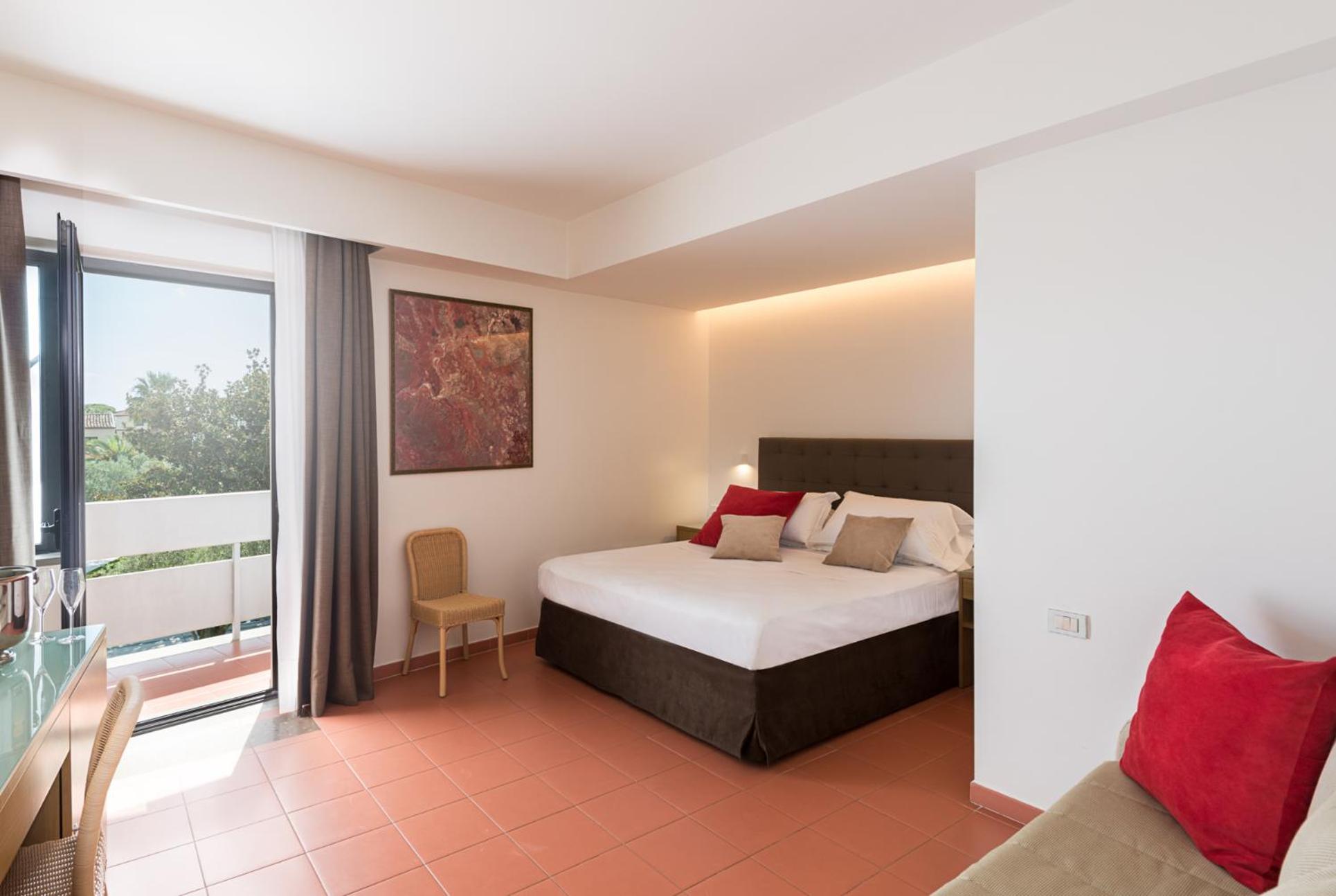 Deluxe Triple Room - Photo 4