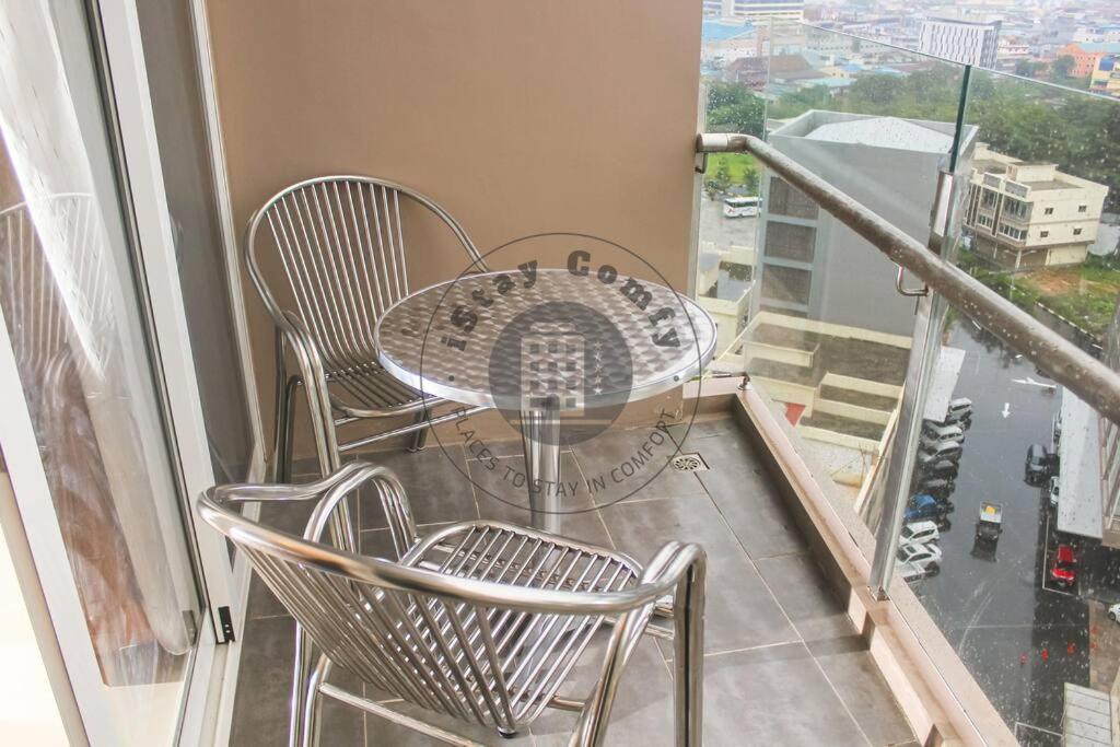 Studio Apartment photo 3