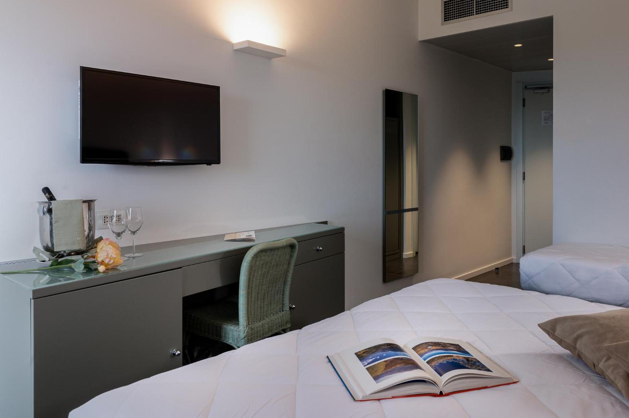 Comfort Triple Room - Photo 8