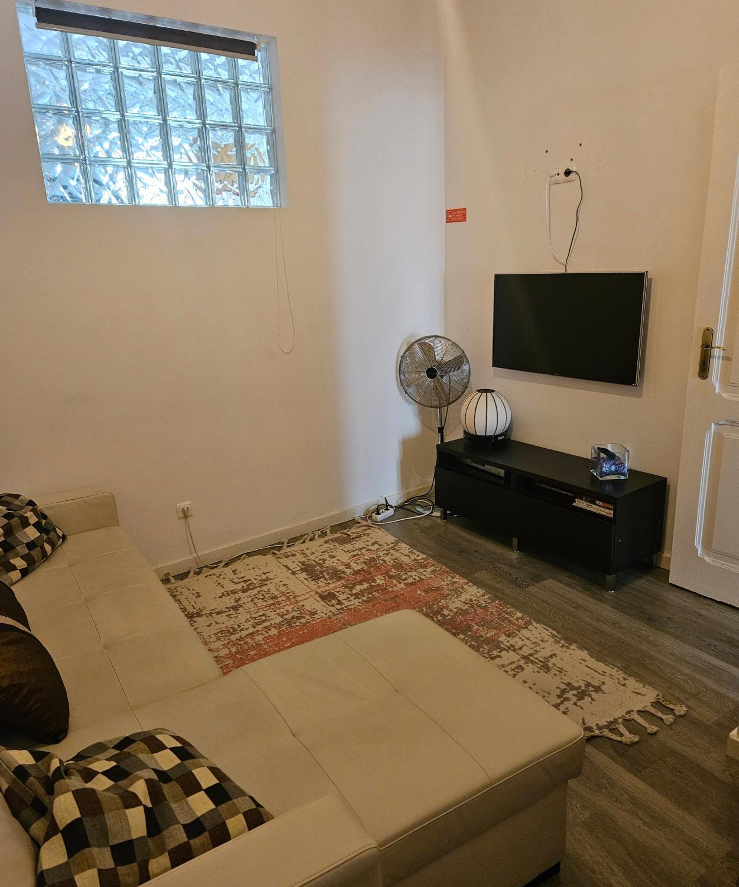 Apartment photo 3