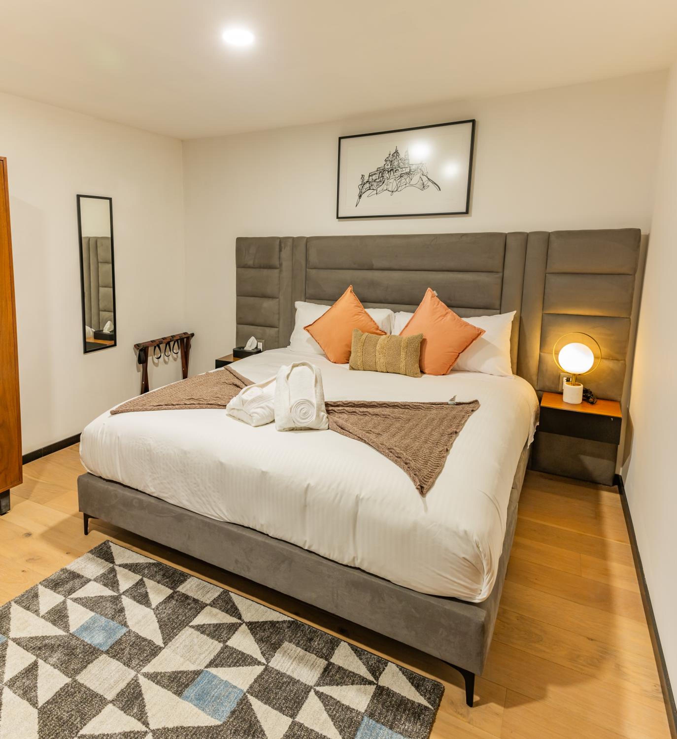 Double Room - Photo 3