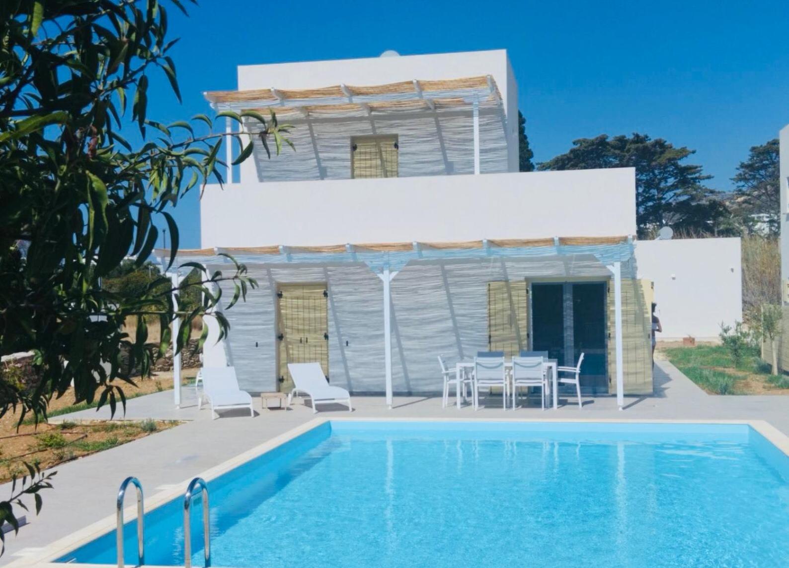 Villa with Private Pool photo 2