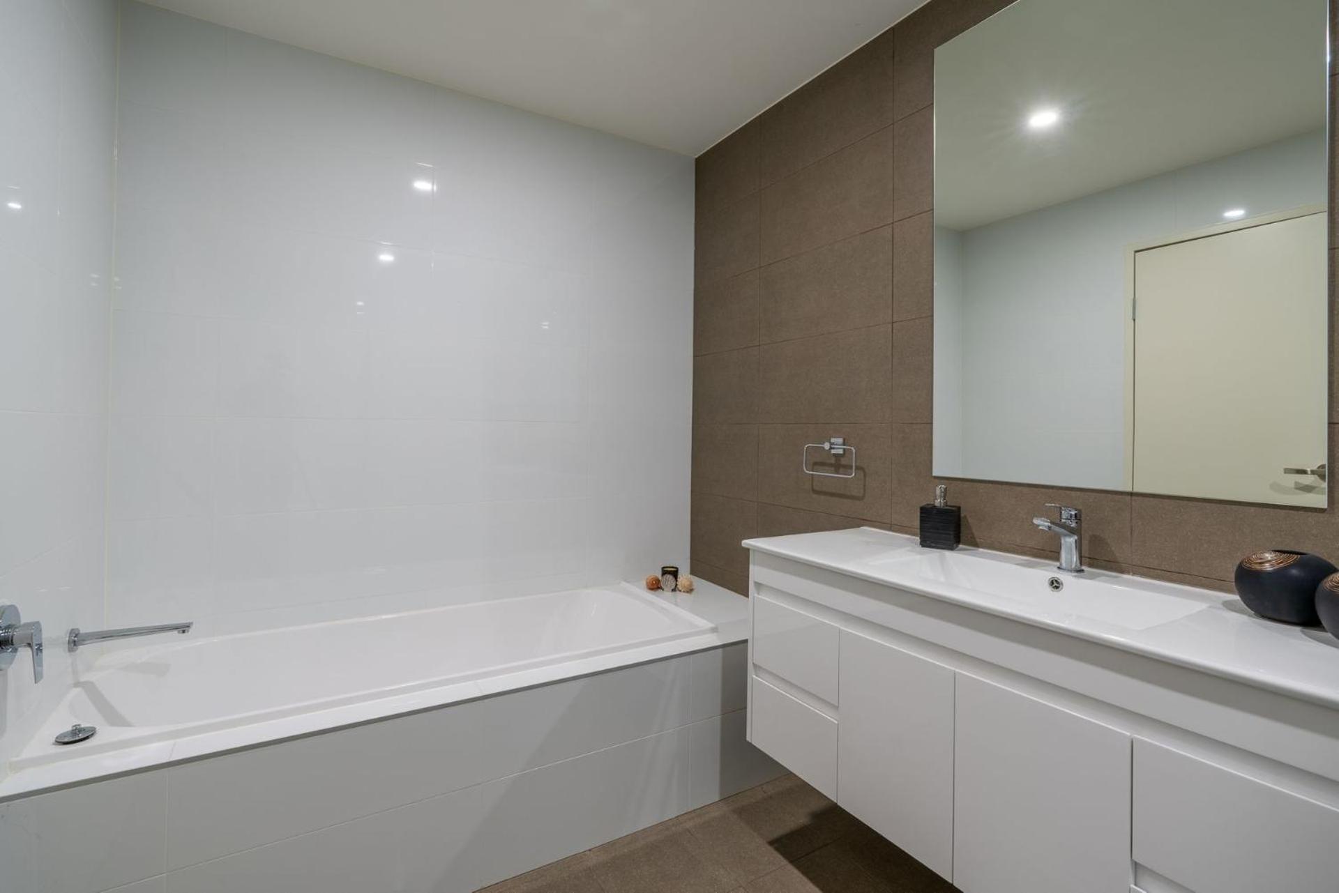 Two-Bedroom House photo 2