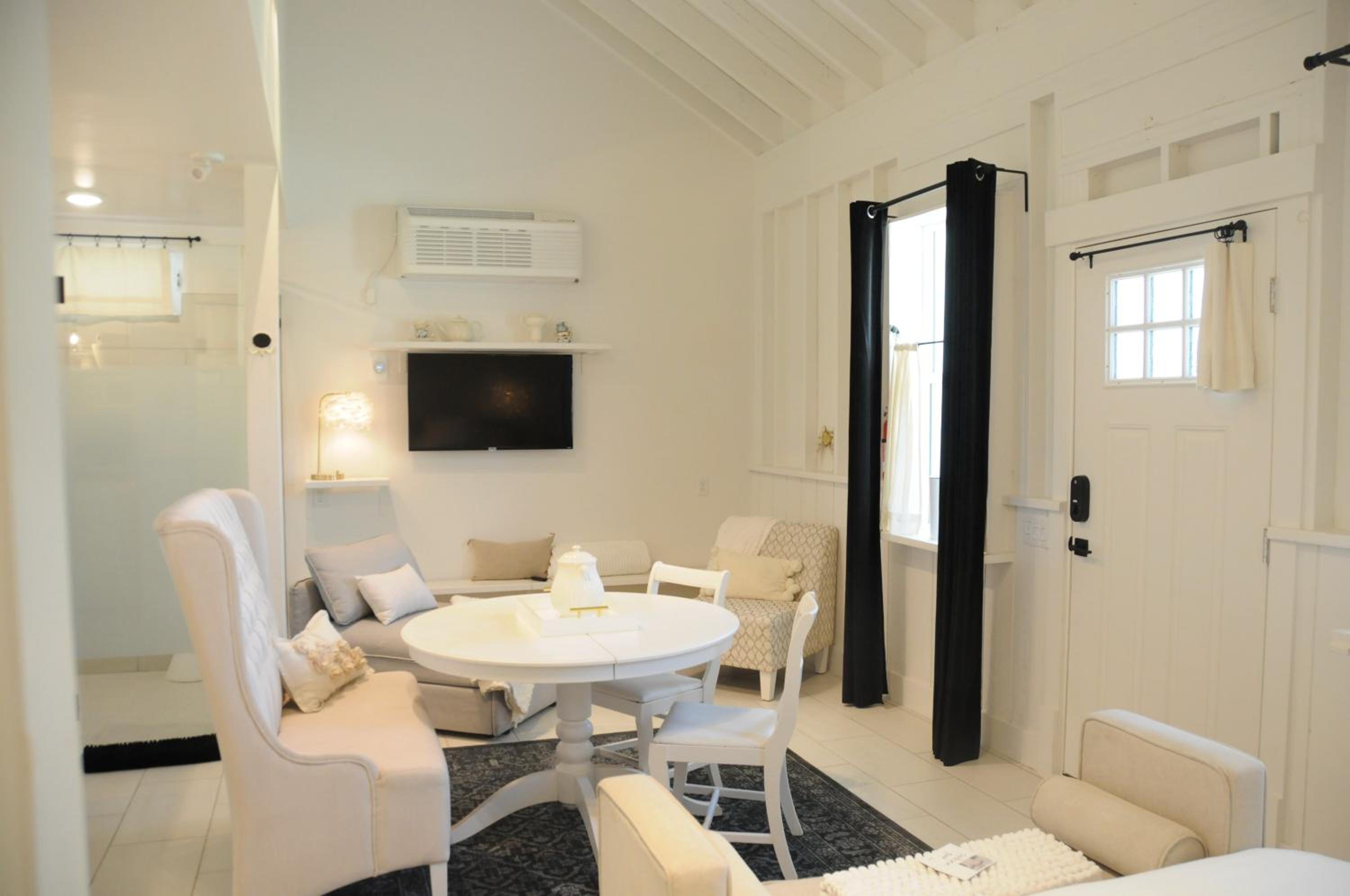 Studio with Terrace - Photo 4