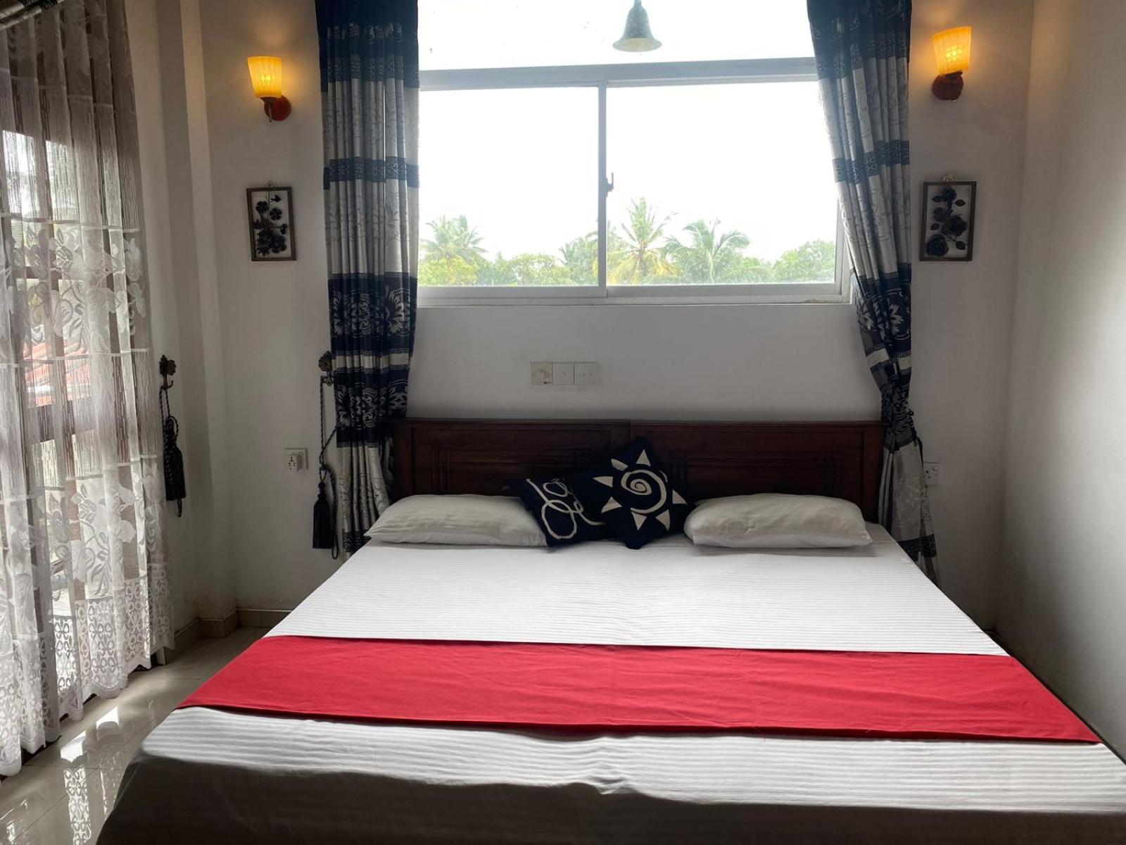 Deluxe Double Room photo 2
