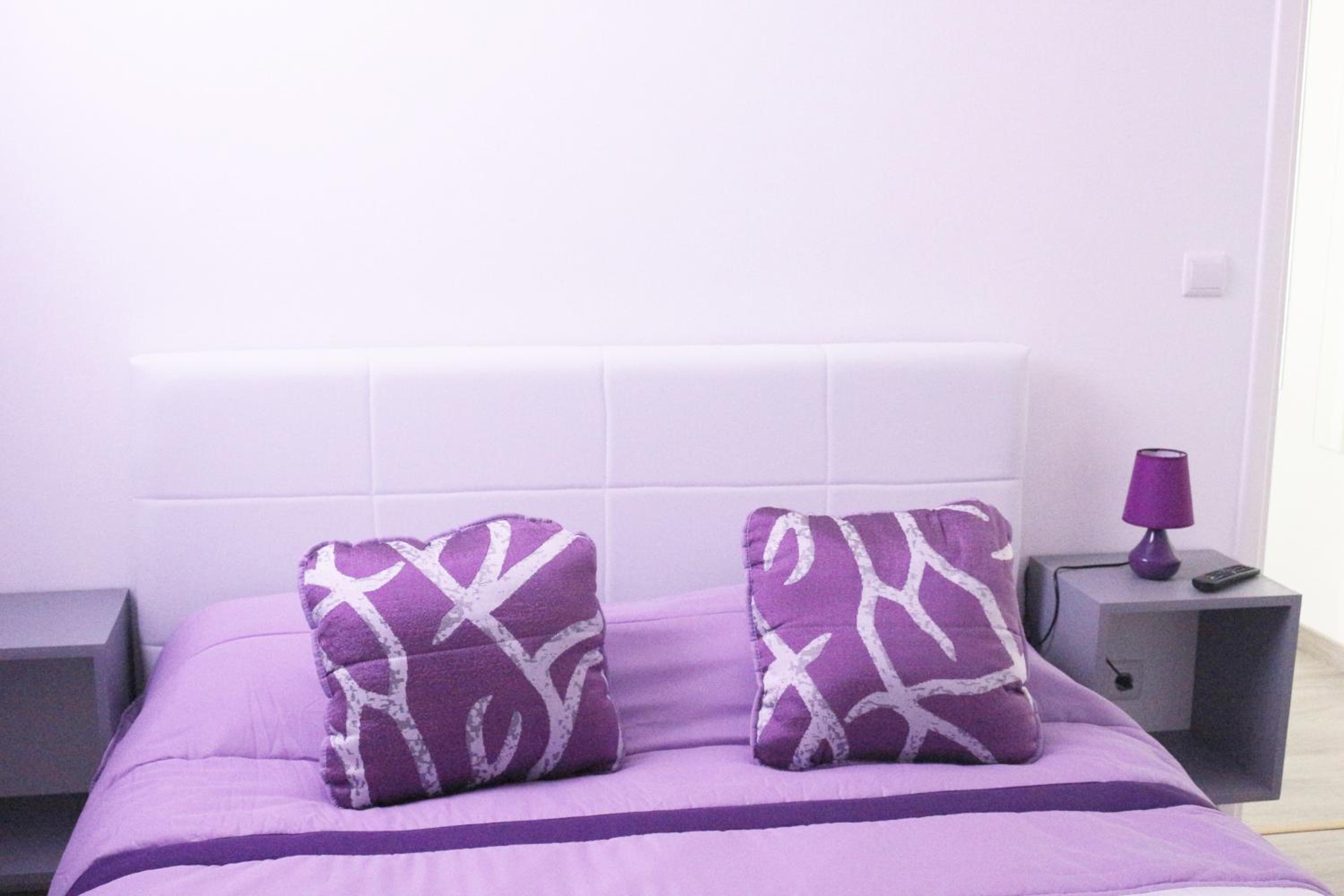 Two-Bedroom Apartment - Photo 3