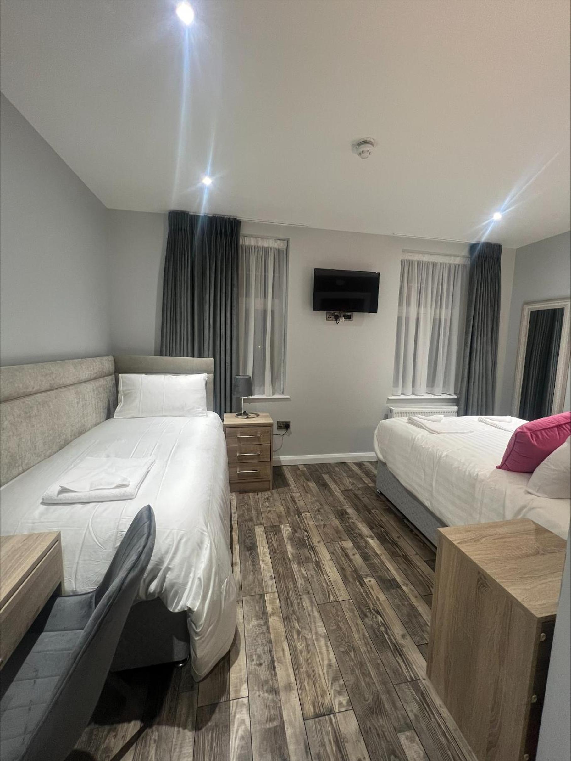 Triple Room - Disability Access photo 2