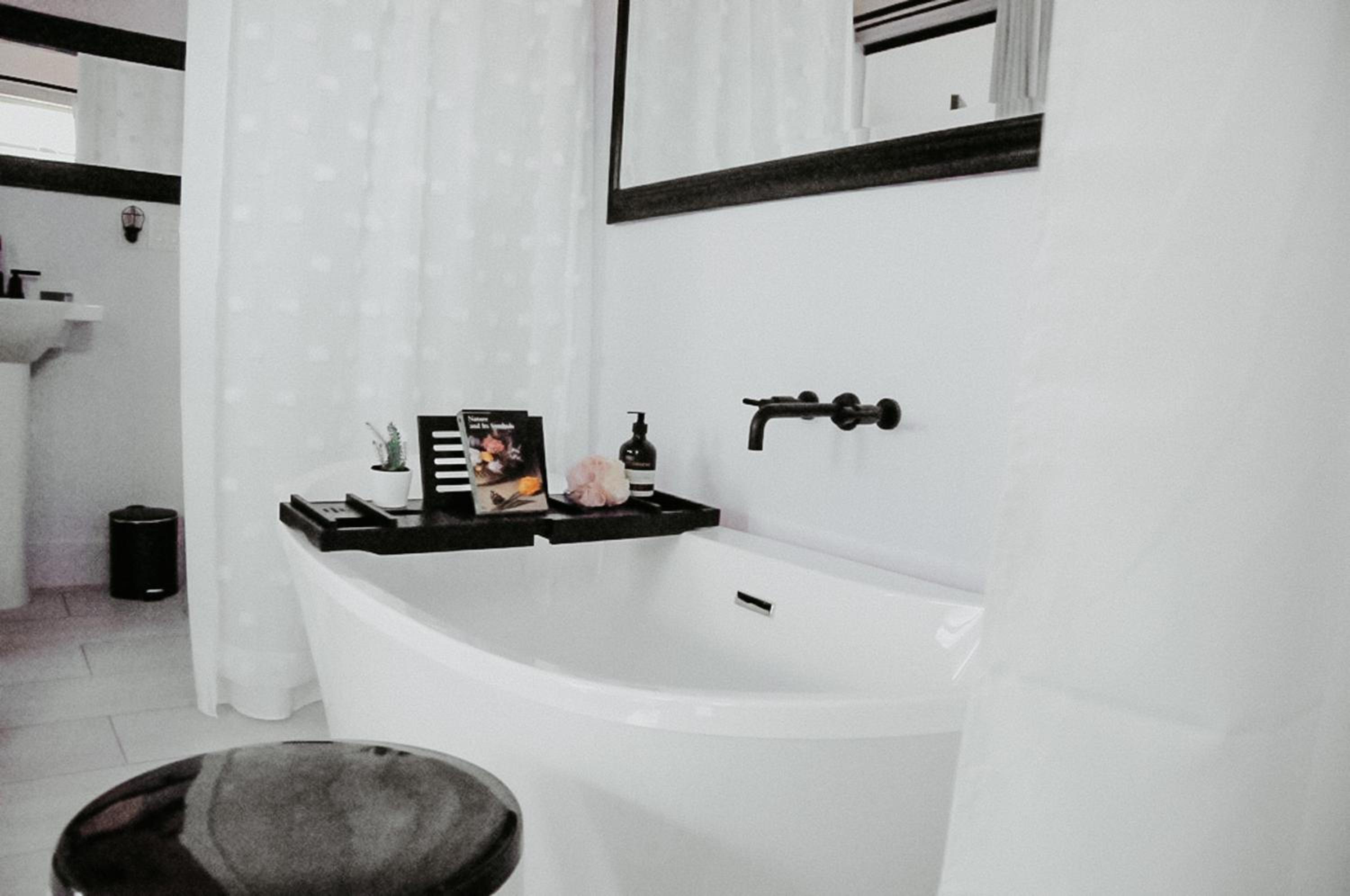 Queen Room - Photo 4