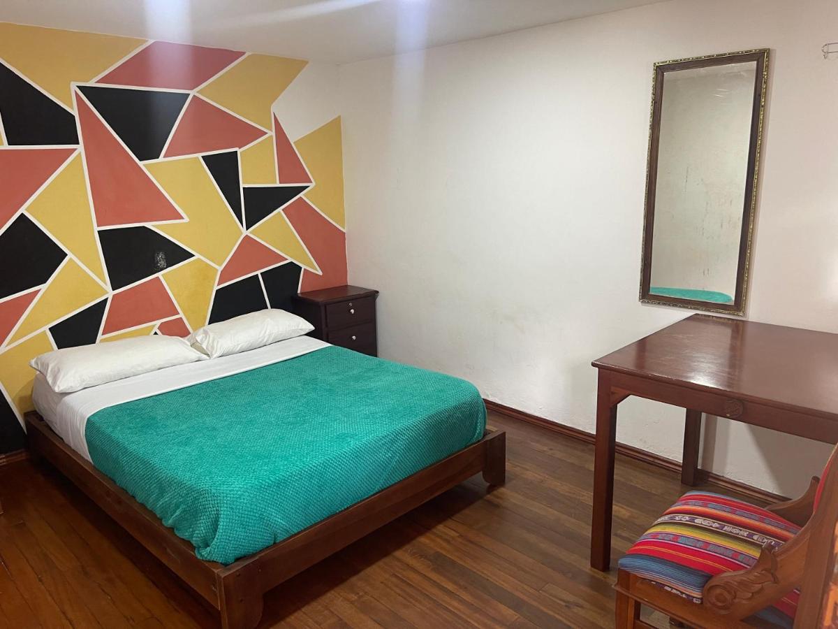 Double Room with Shared Bathroom photo 1