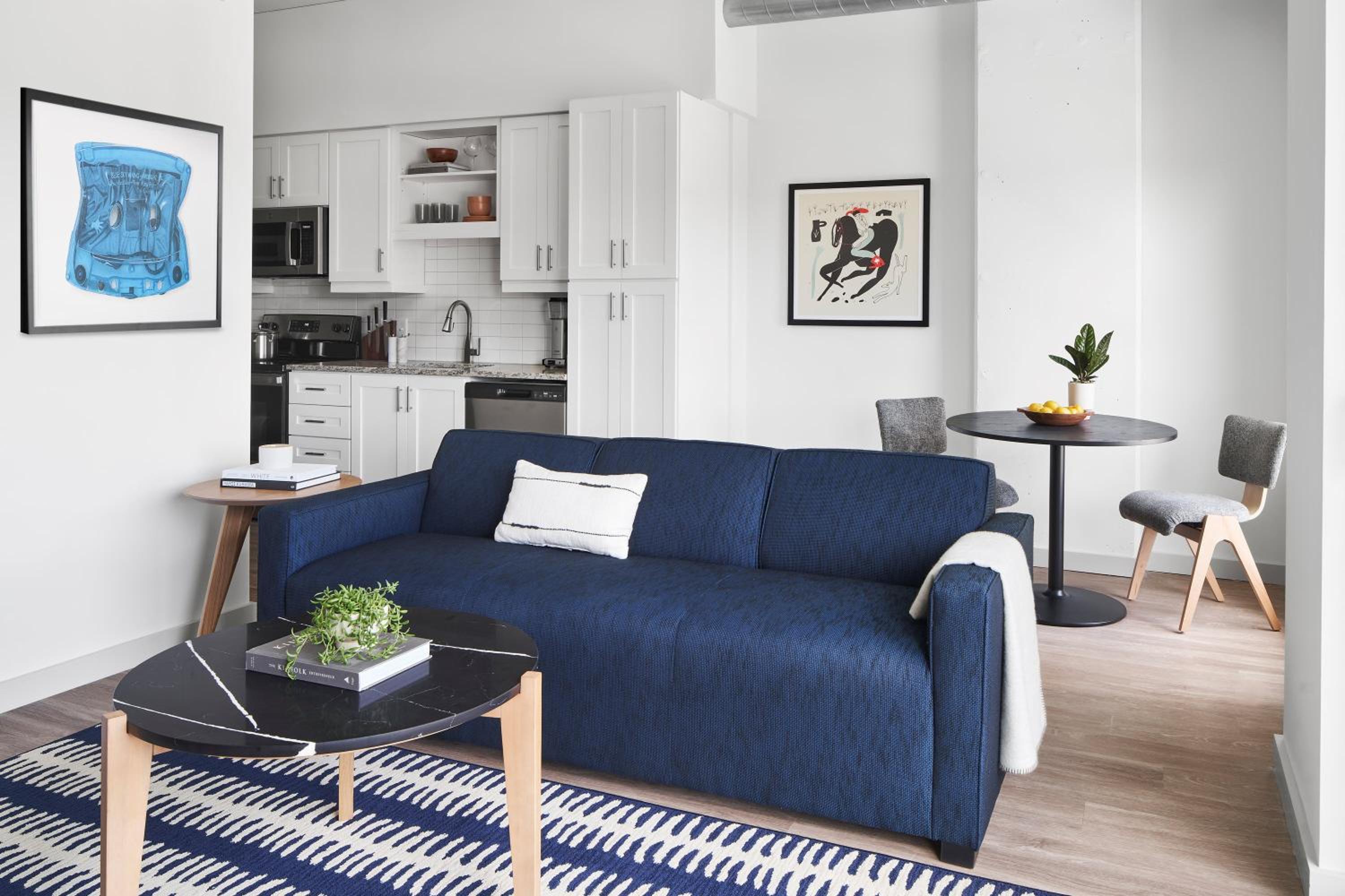 One-Bedroom Apartment - Photo 1