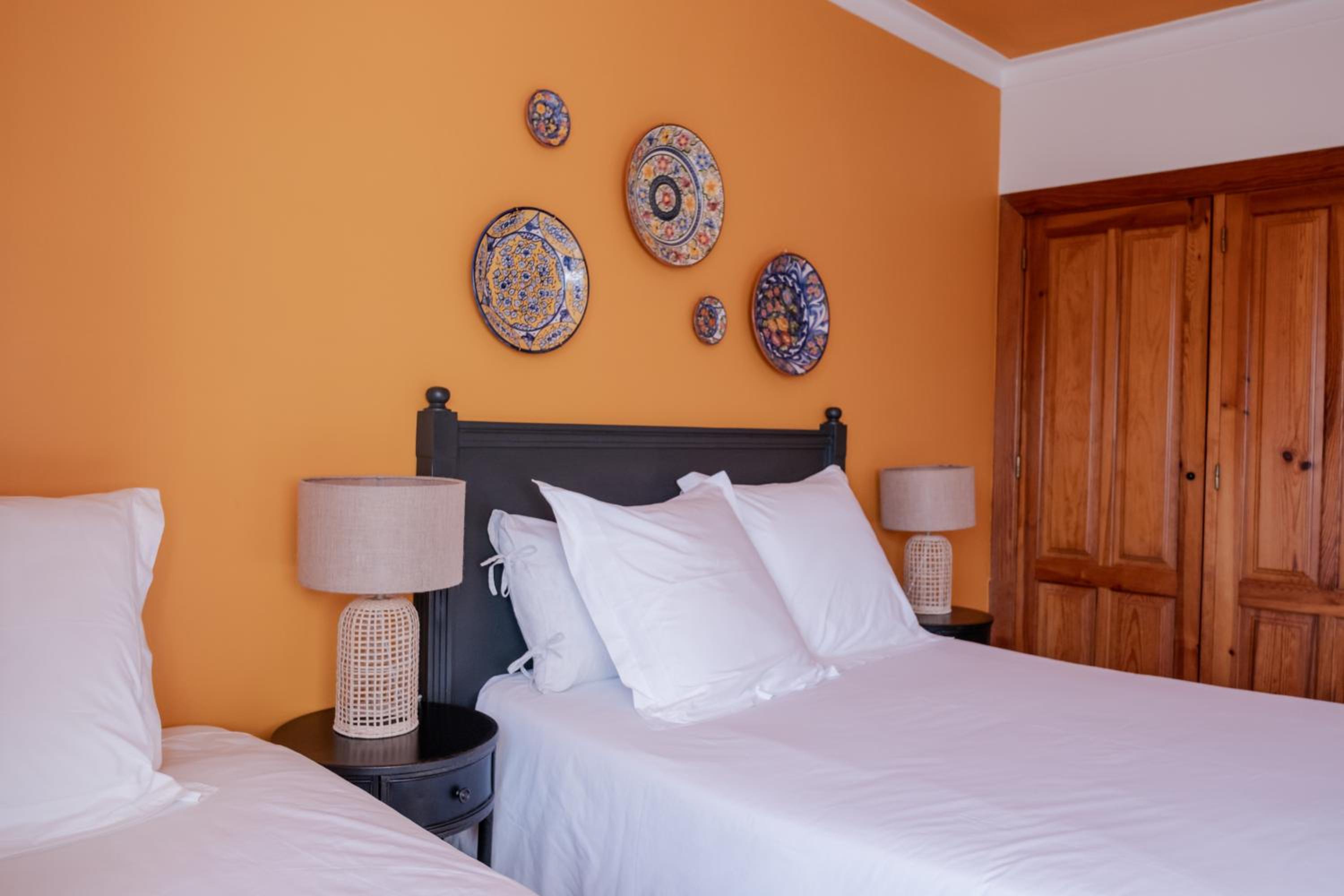 Triple Room with Private Bathroom - Photo 5