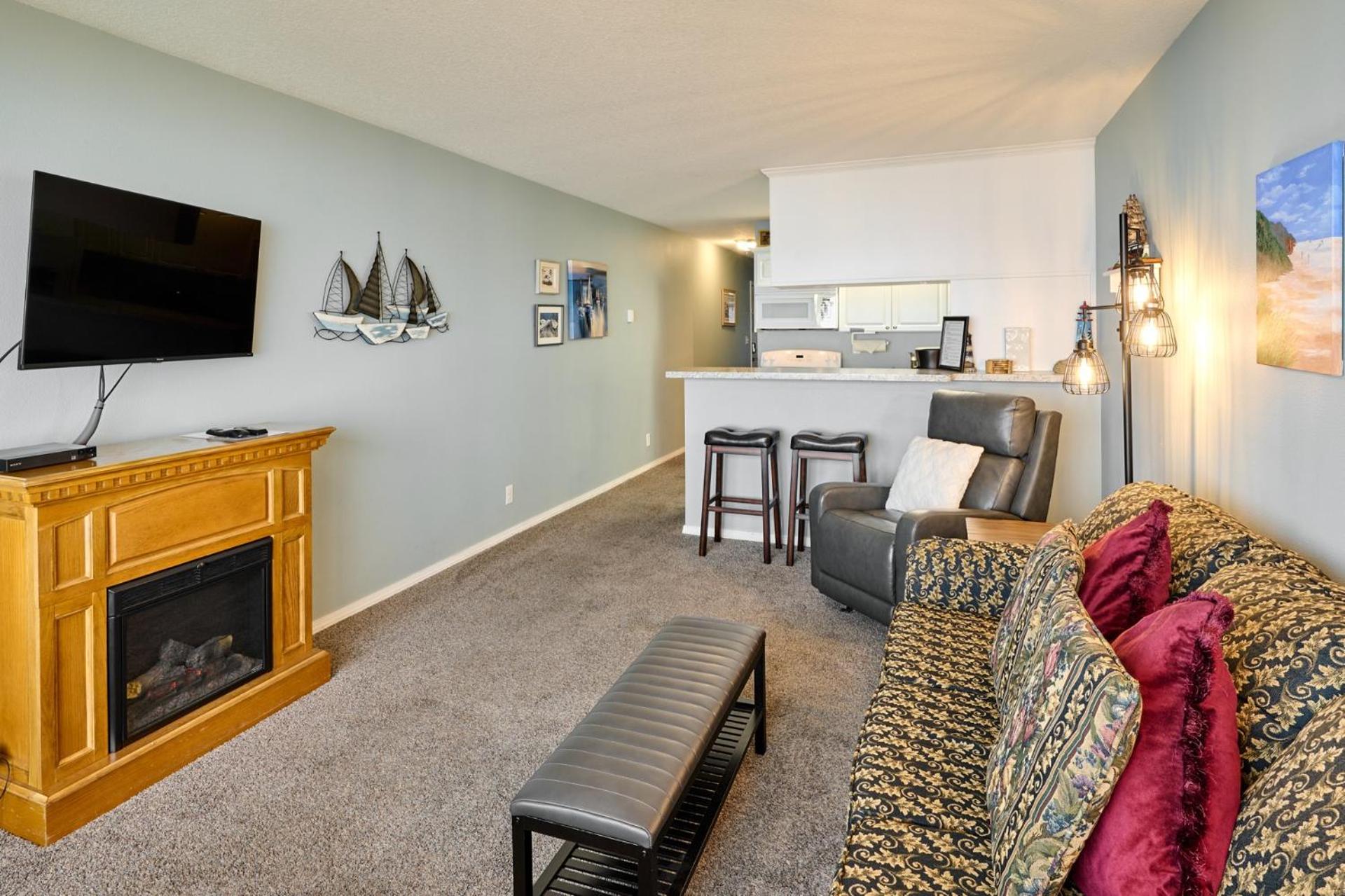 Oceanfront Condo - Upper Floor