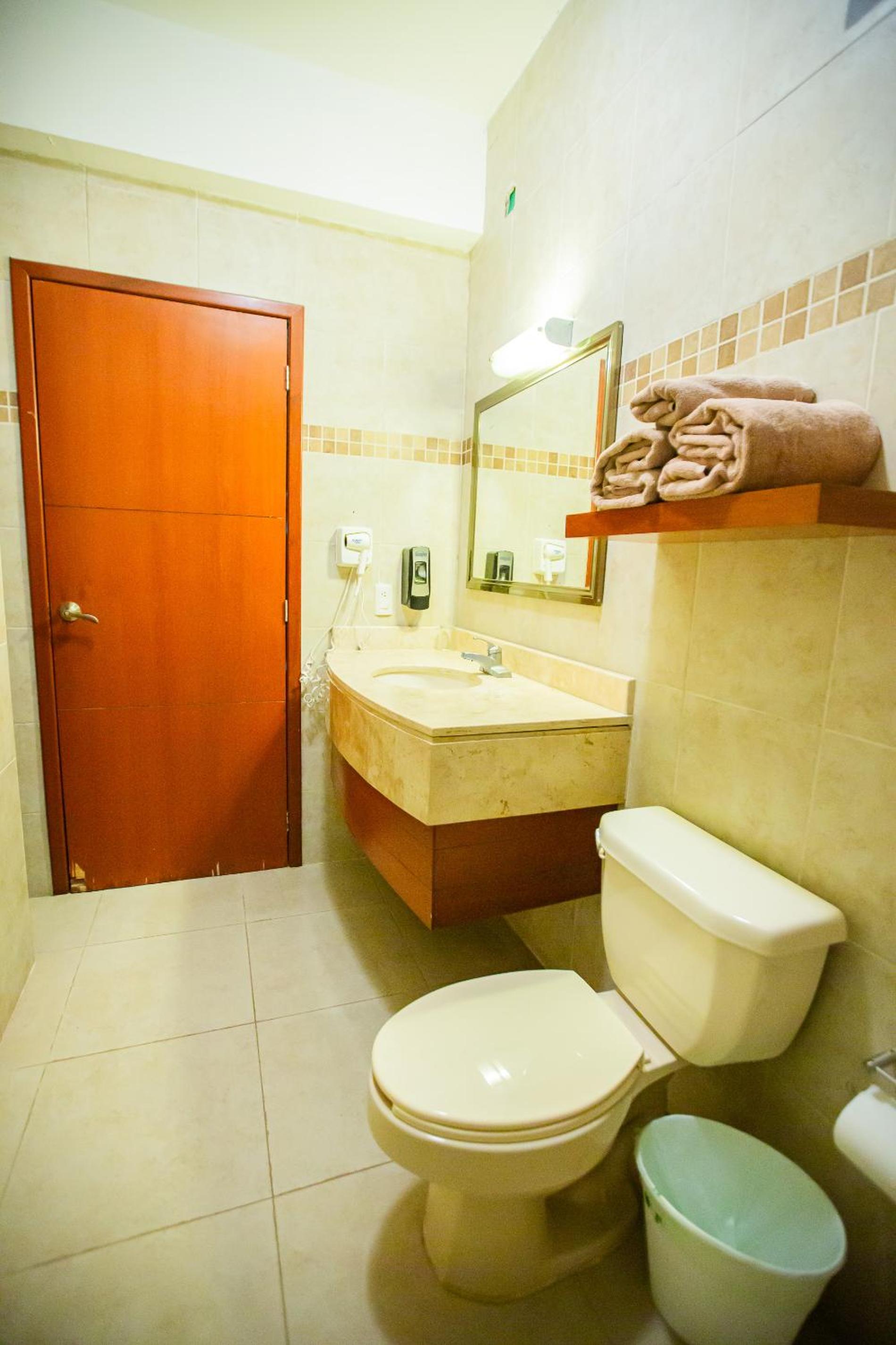 Standard Double Room with Two Double Beds - Photo 2