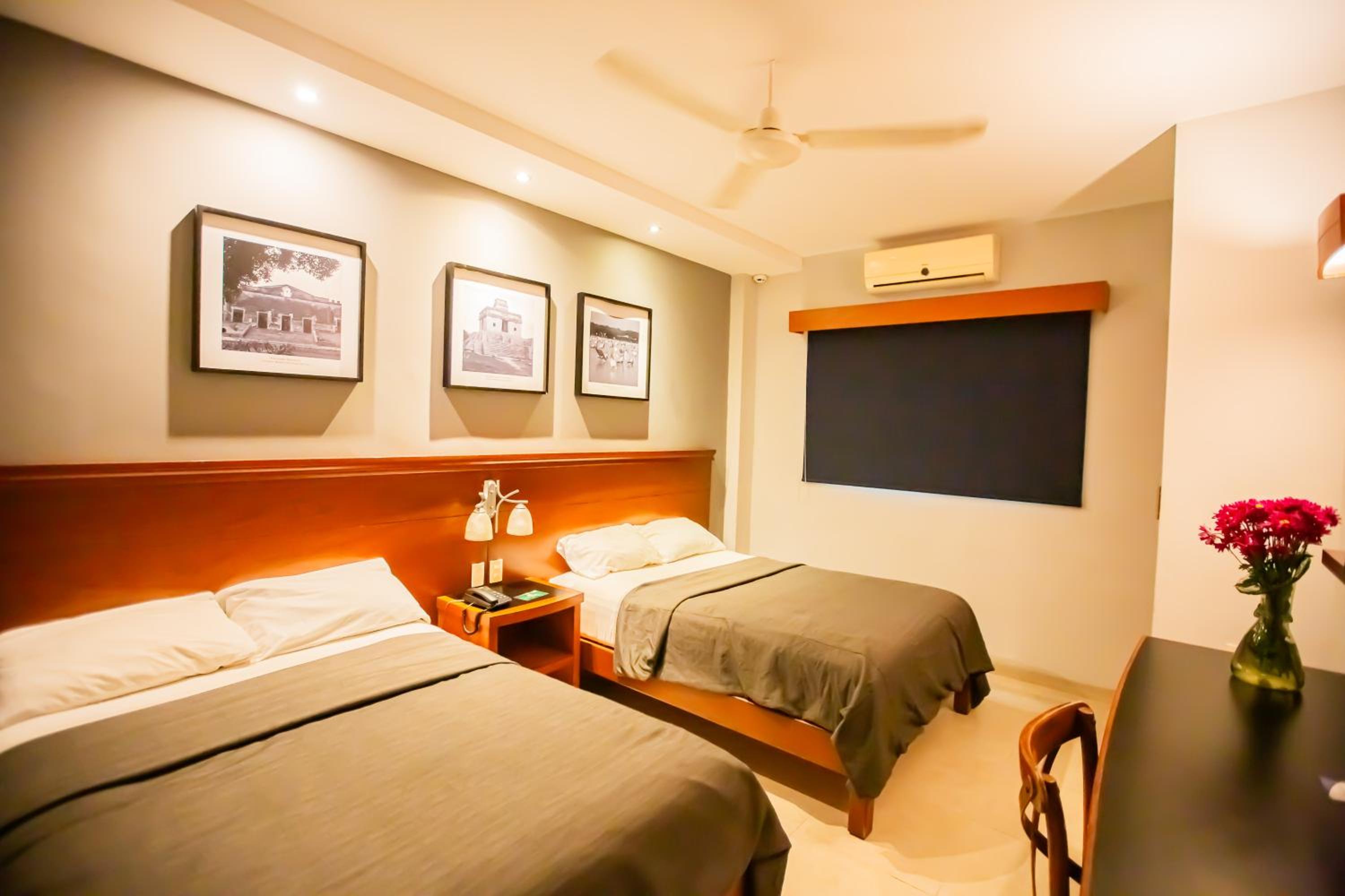 Standard Double Room with Two Double Beds - Photo 5