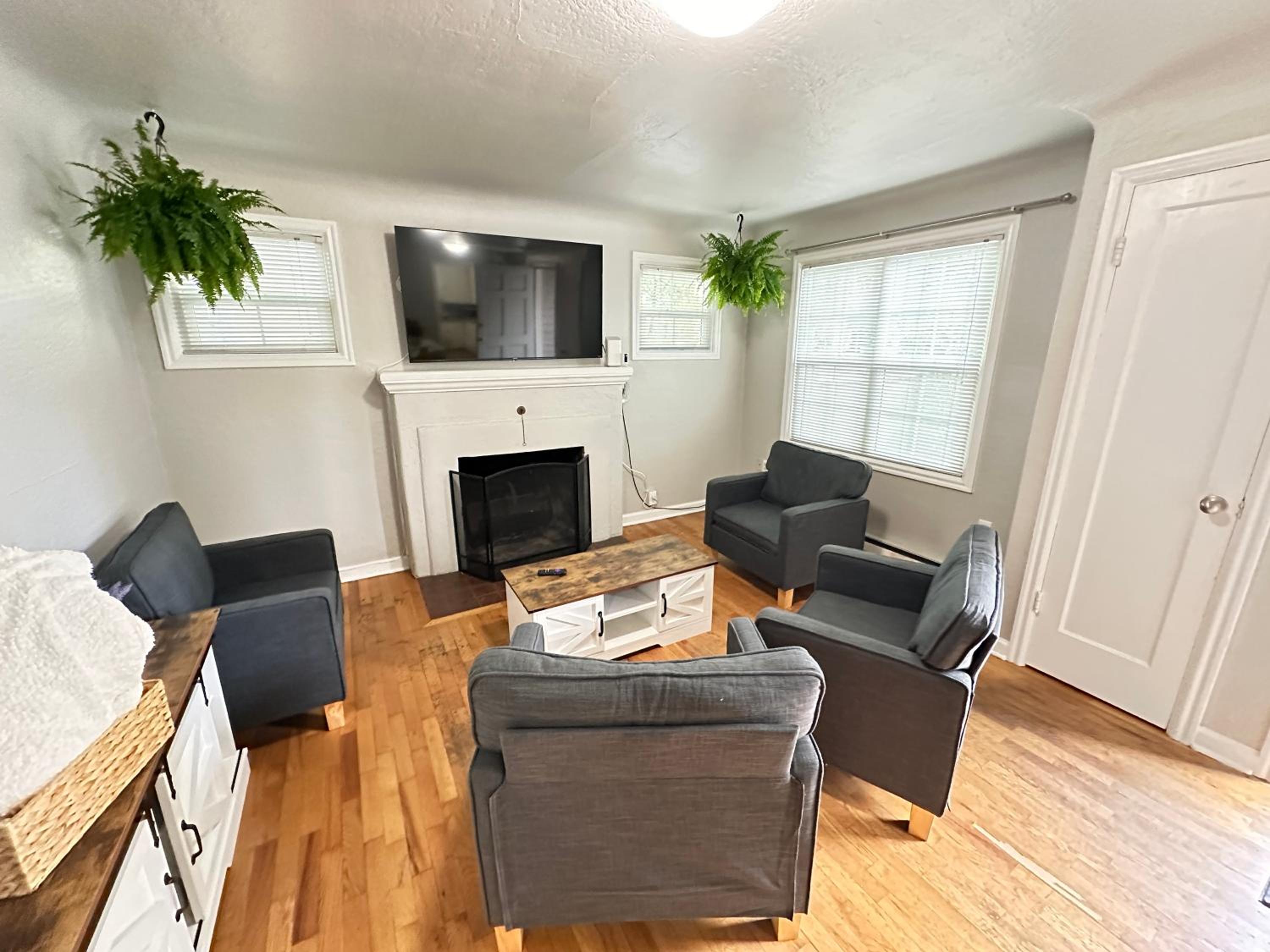 Two-Bedroom House photo 1