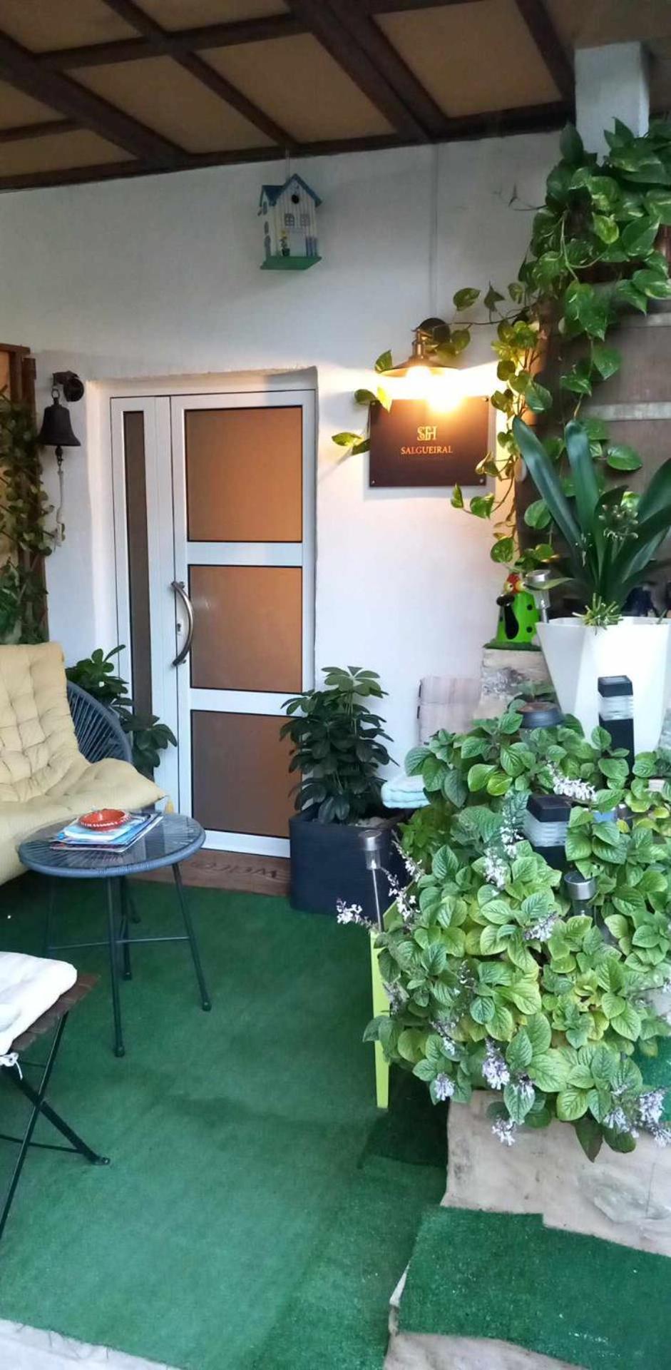 One-Bedroom House - Photo 4