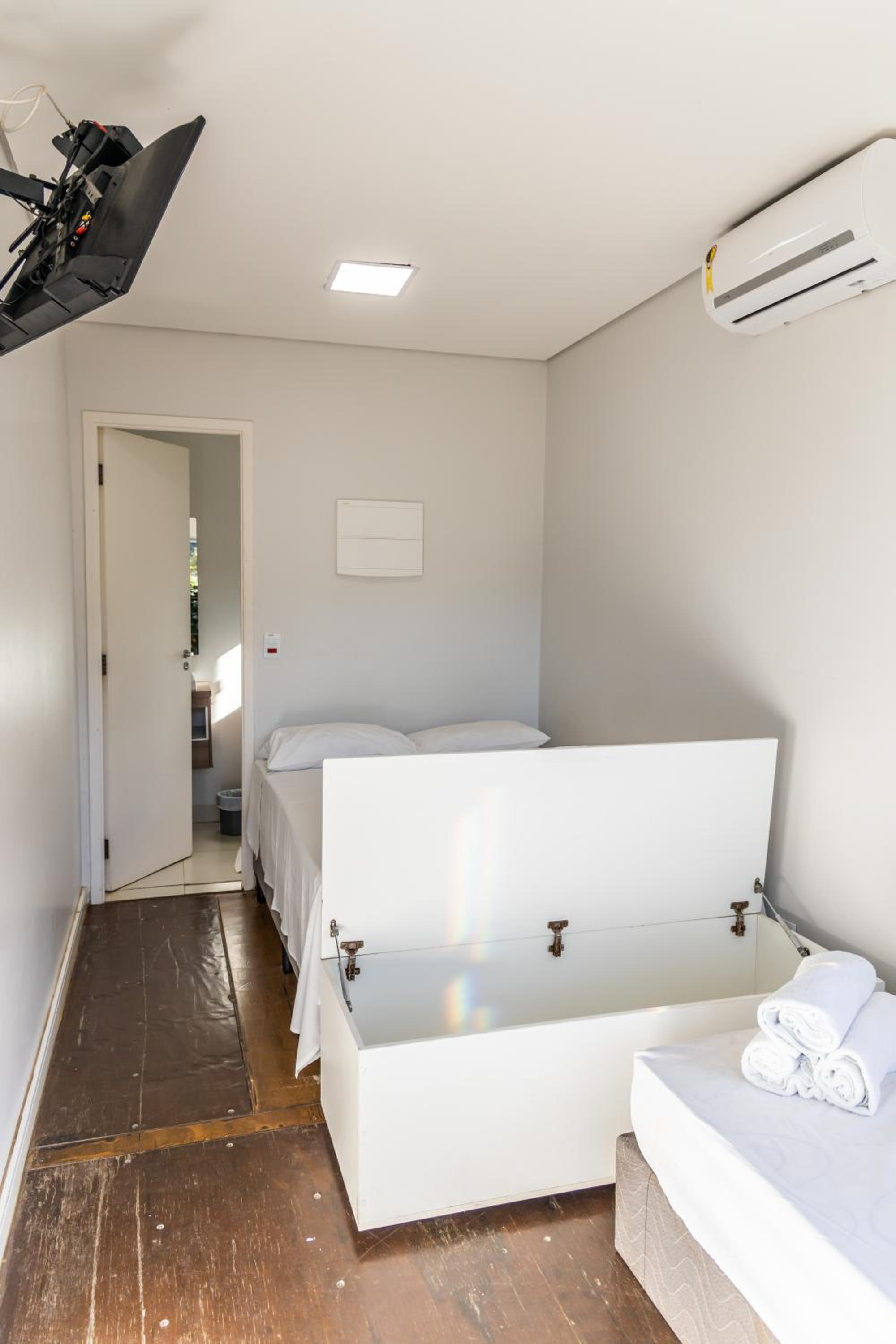 Superior Triple Room - Photo 11