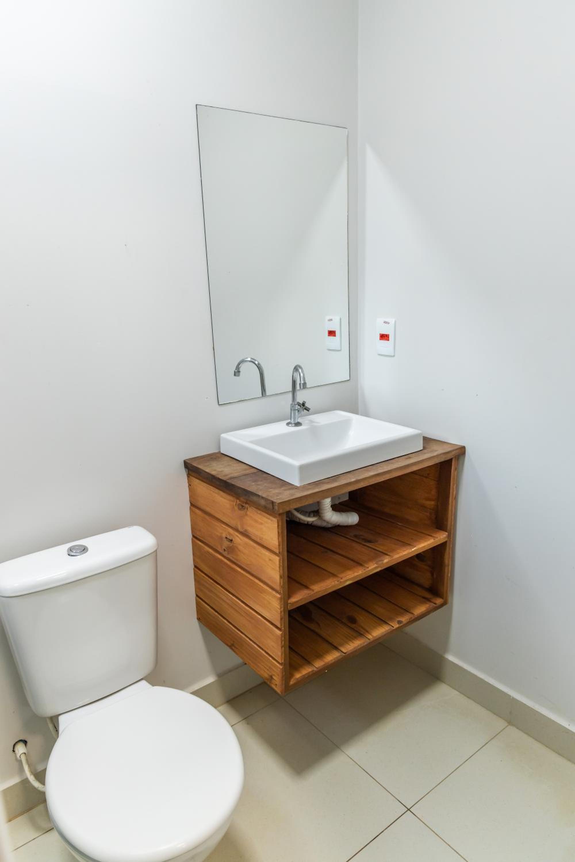 Classic Triple Room - Photo 12