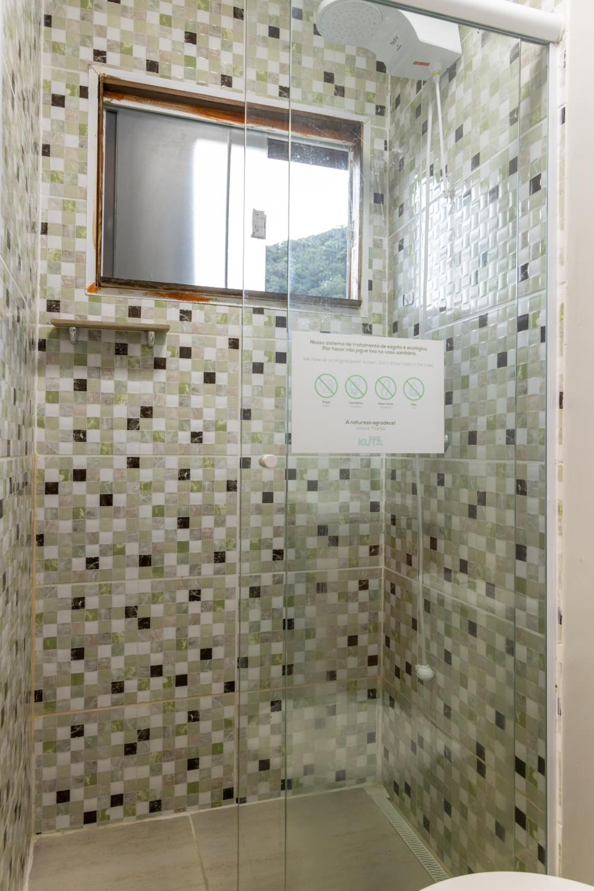 Classic Triple Room - Photo 10