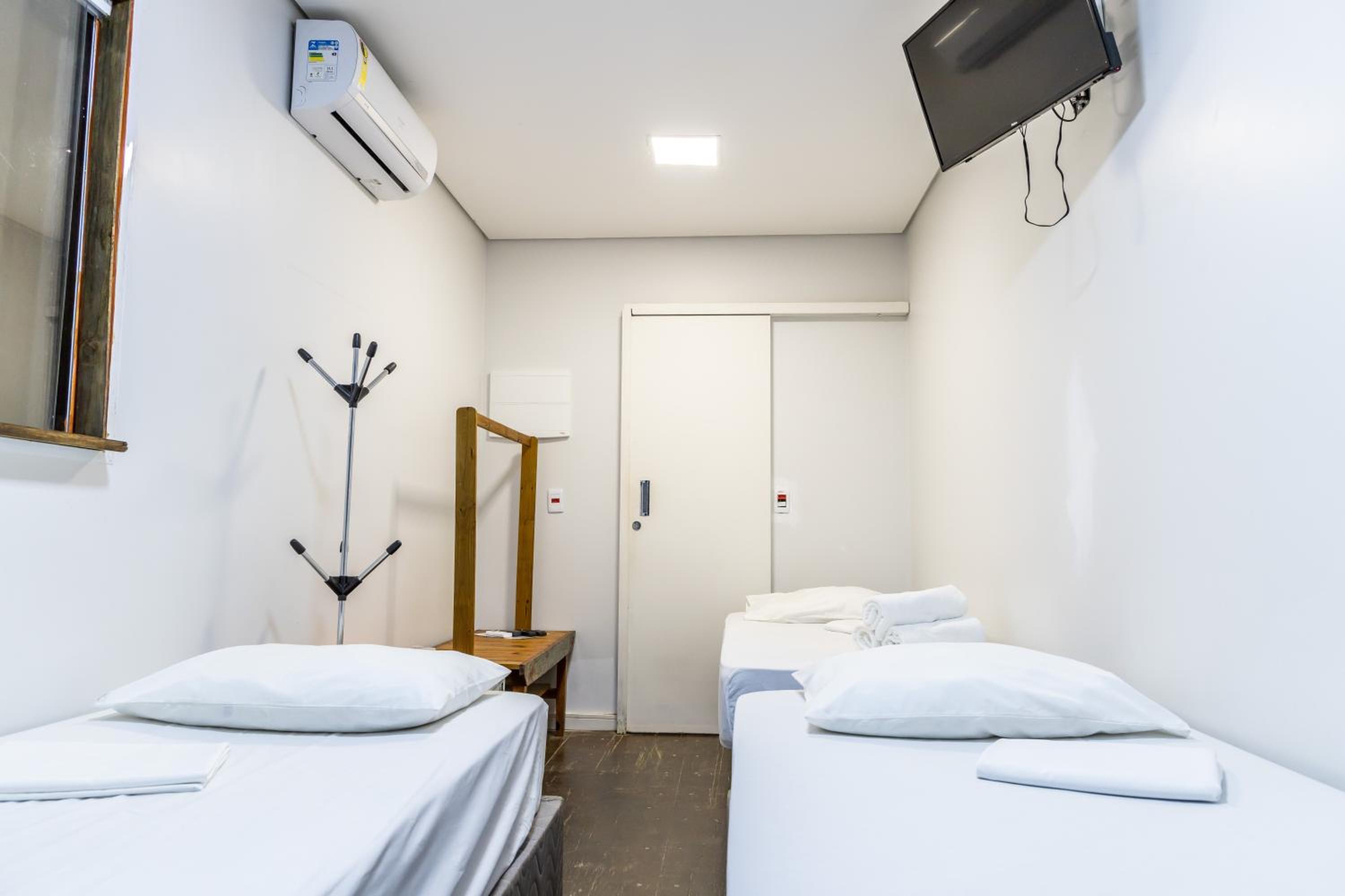 Classic Triple Room - Photo 4