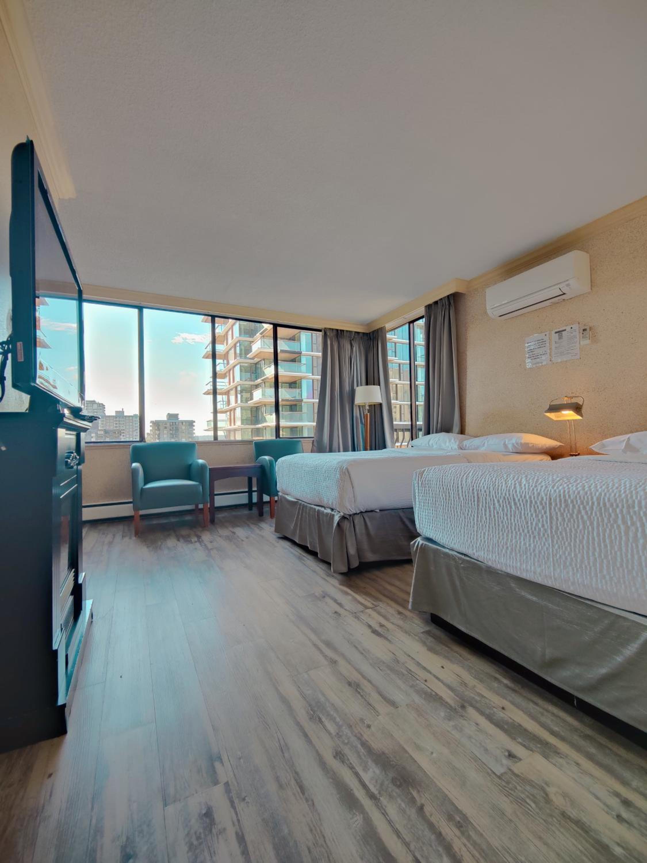 One Bedroom Apartment with Robson Street View - Photo 1