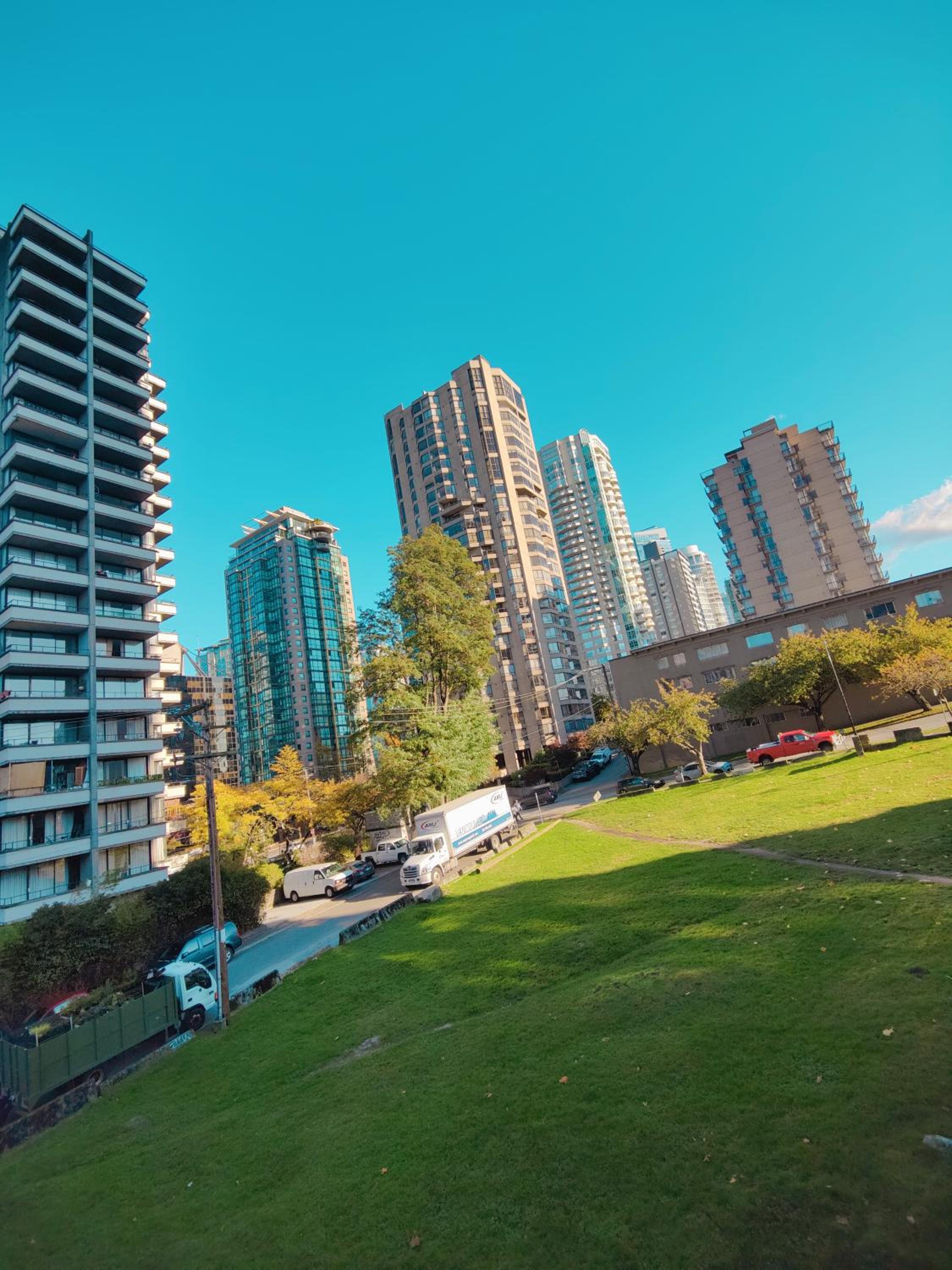 One Bedroom Apartment with Robson Street View - Photo 20