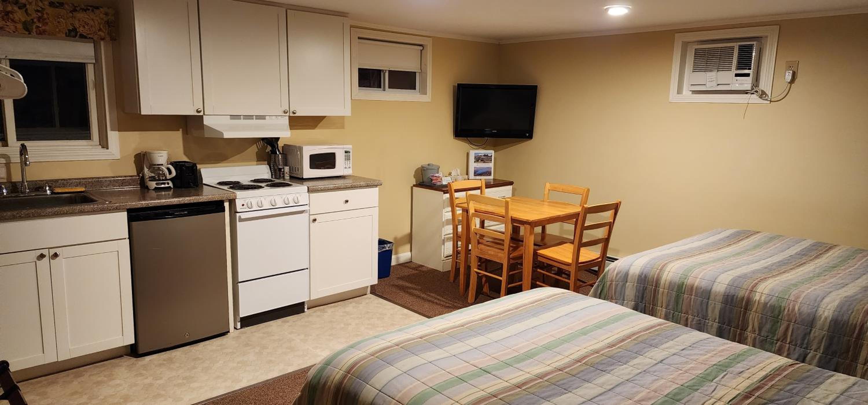 Studio Apartment