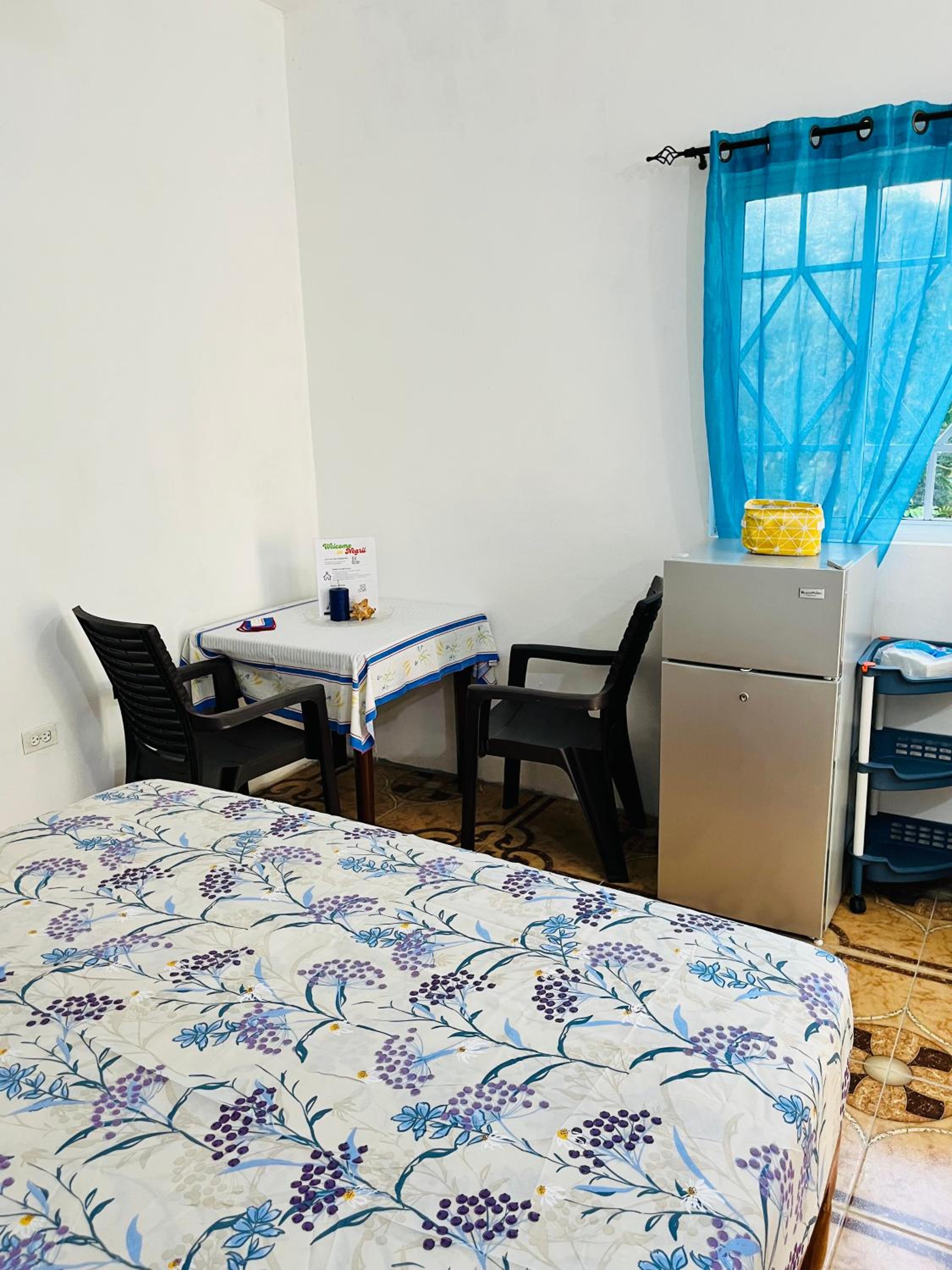 One-Bedroom Apartment photo 3