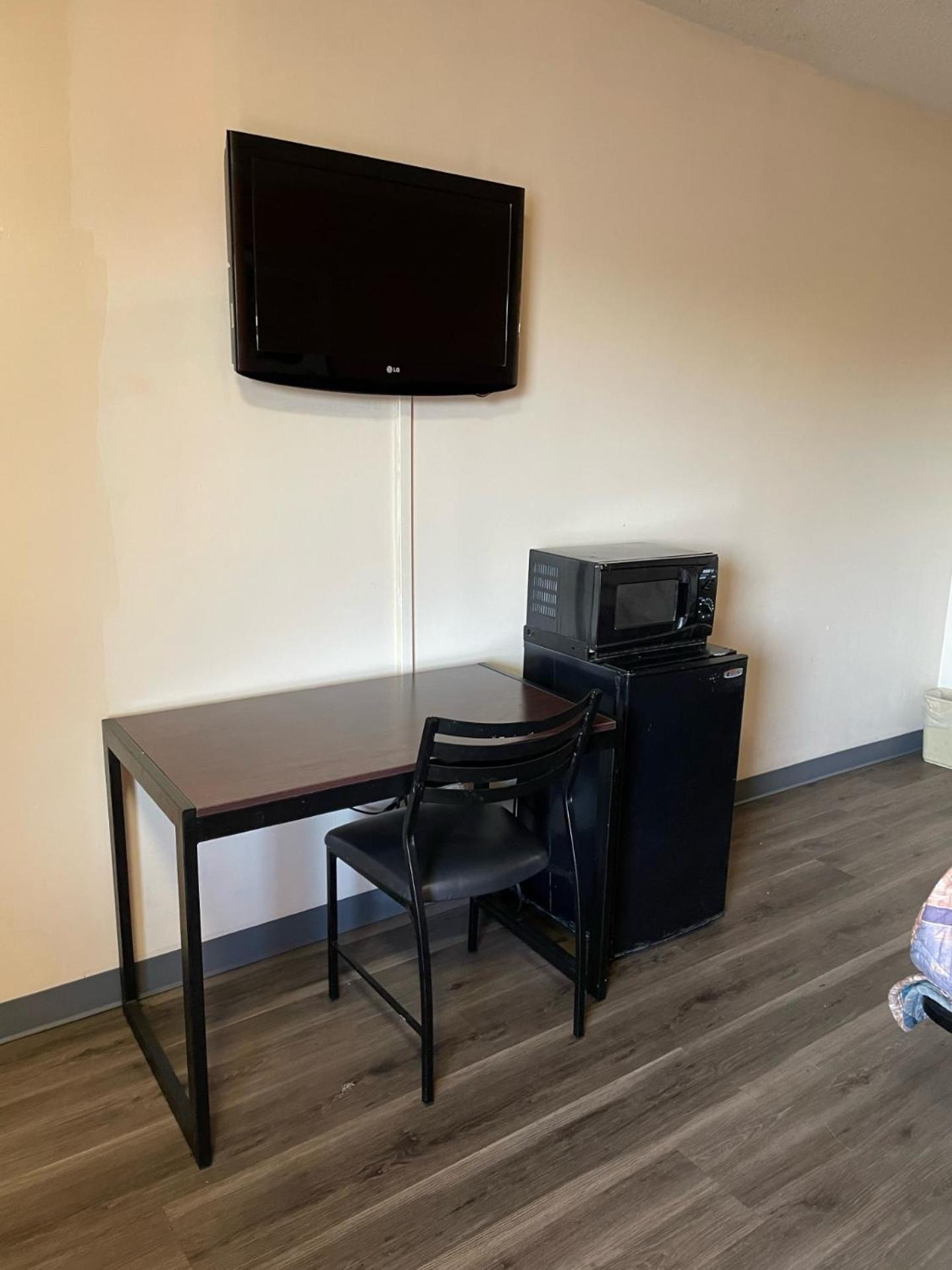 Superior King Suite - Photo 6