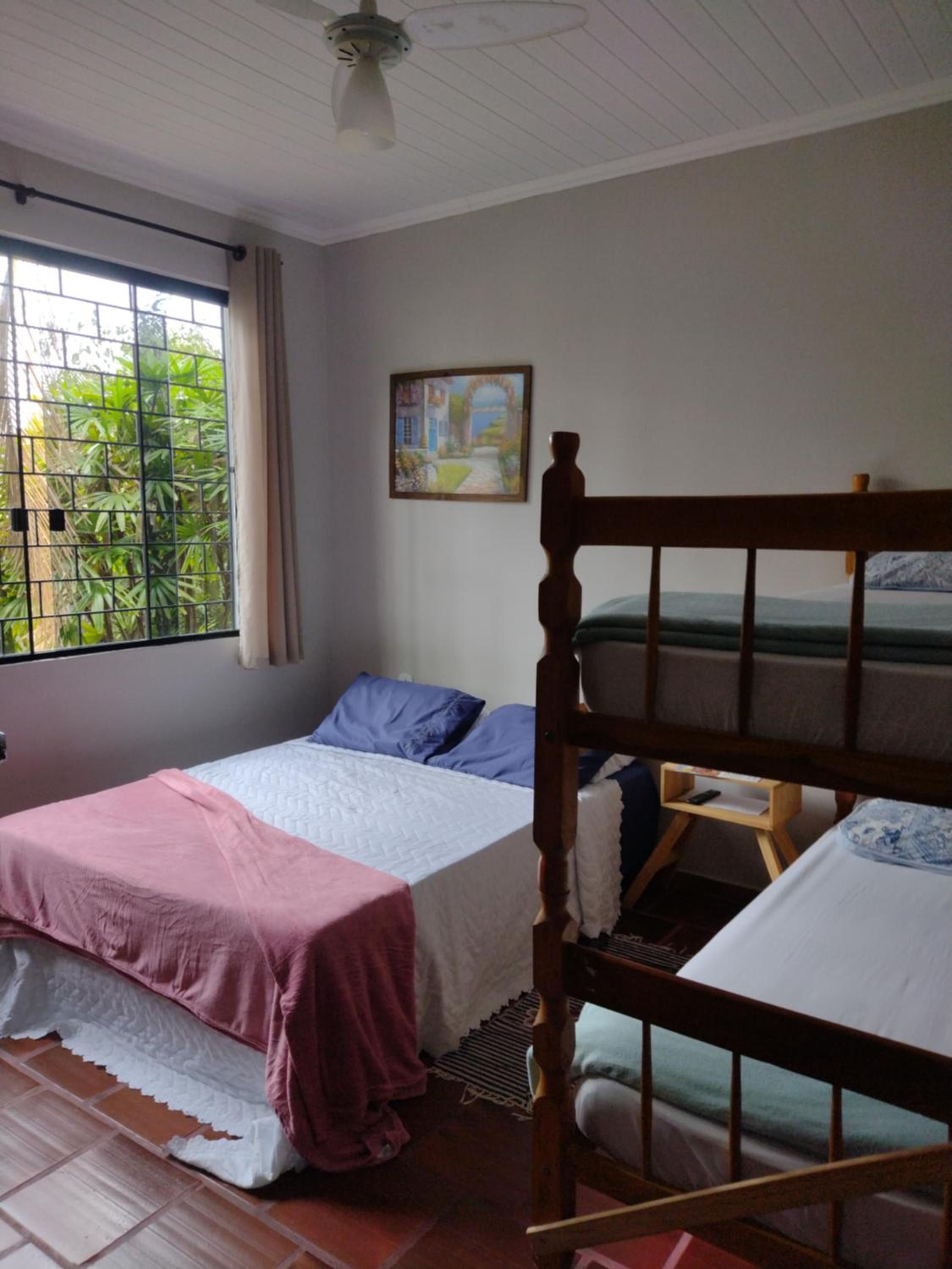 Economy Quadruple Room with Shared Bathroom photo 1