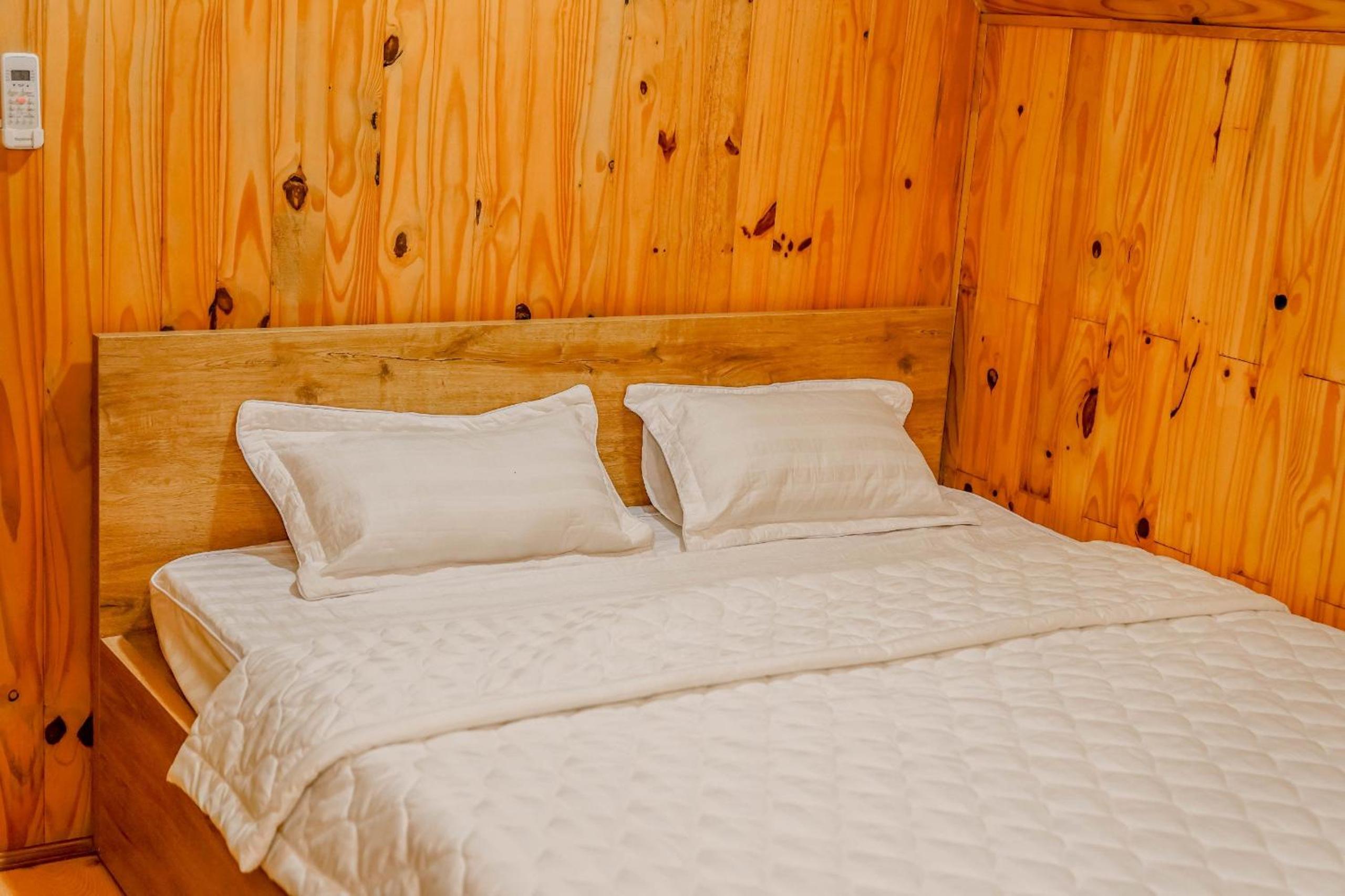 Double Room - Photo 7