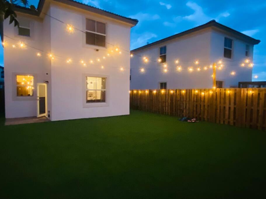 Three-Bedroom Villa photo 2