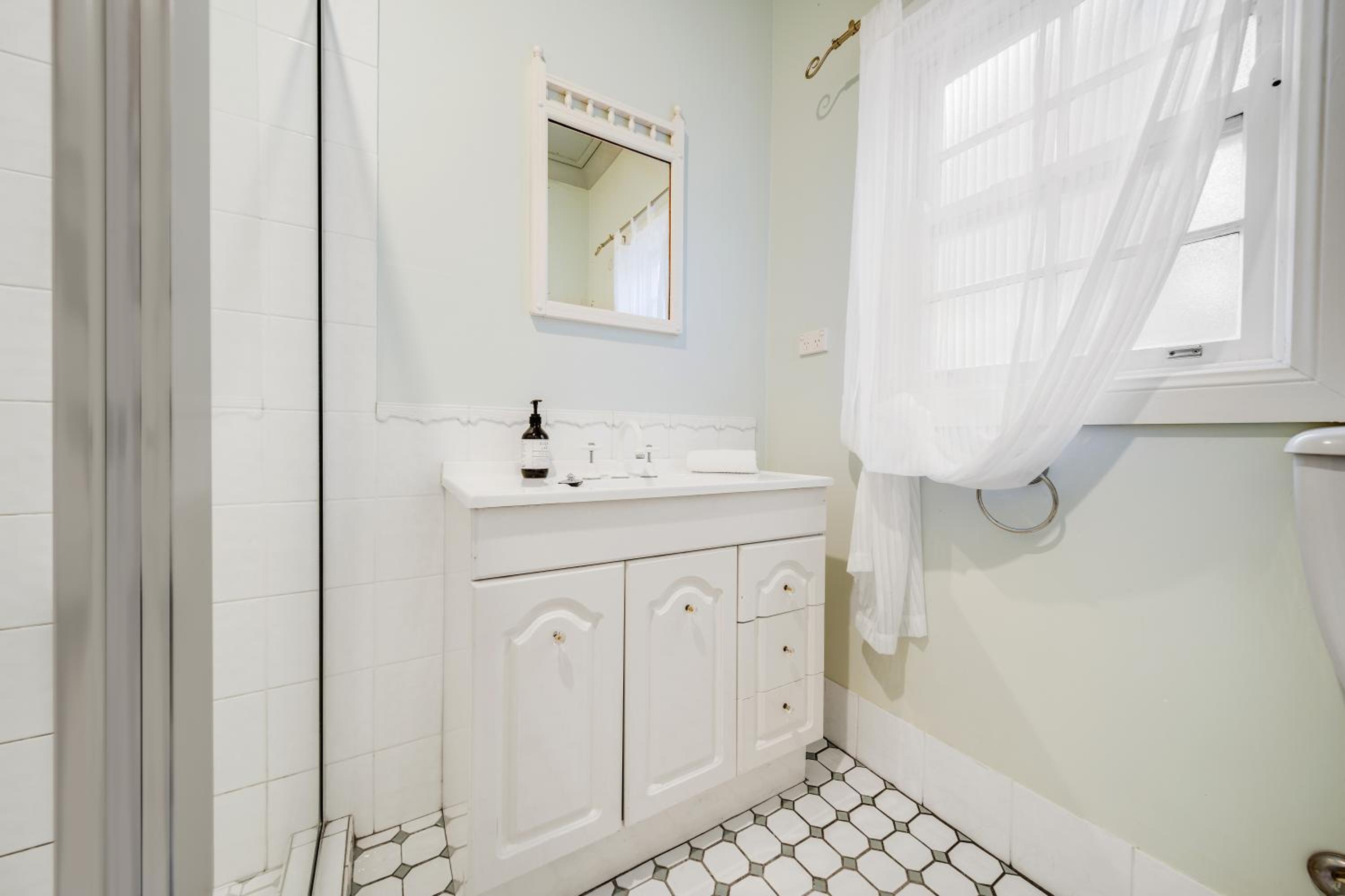 Apple Blossom Three- Bedroom Cottage photo 2