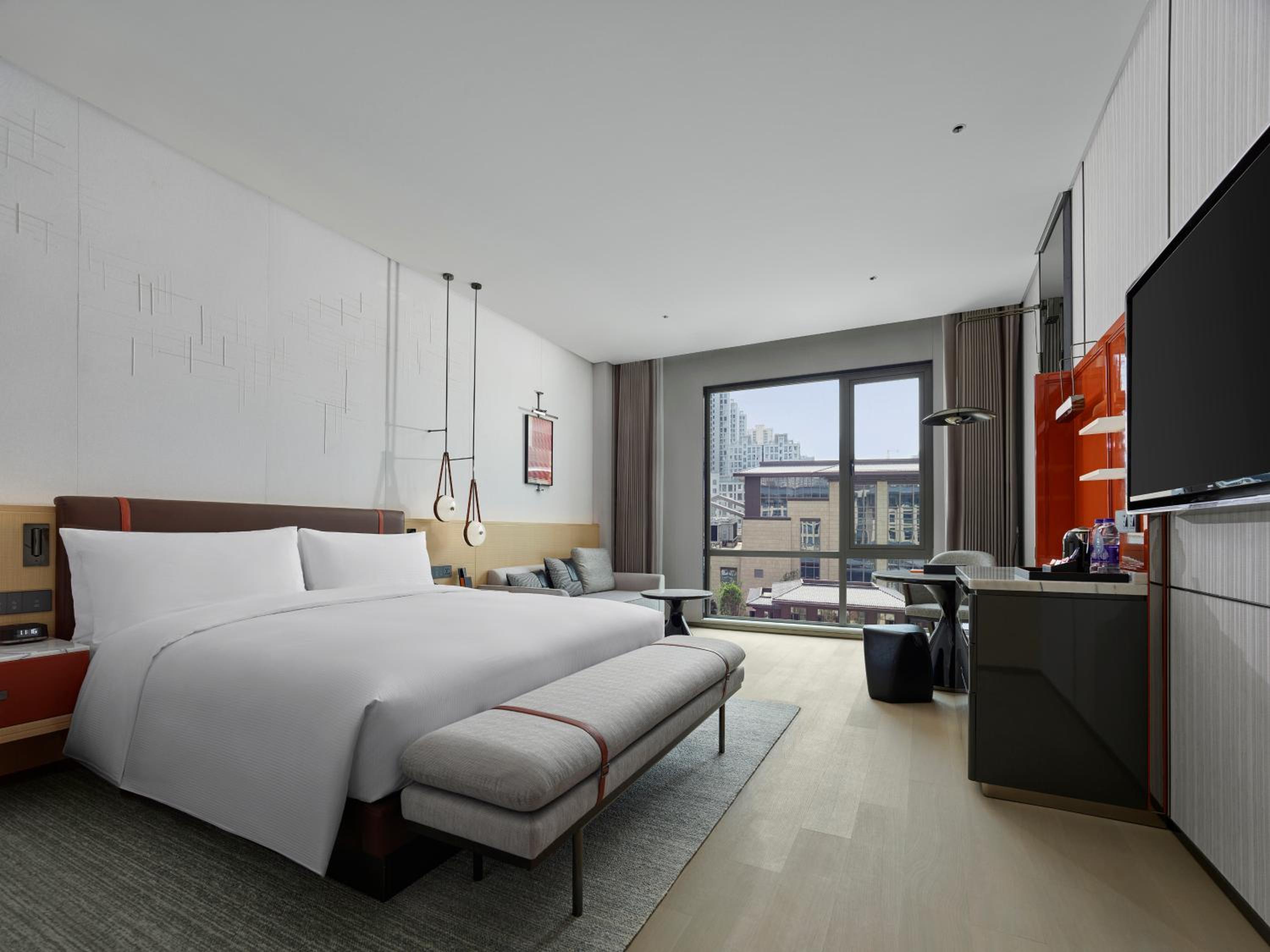 King Guest Room photo 2