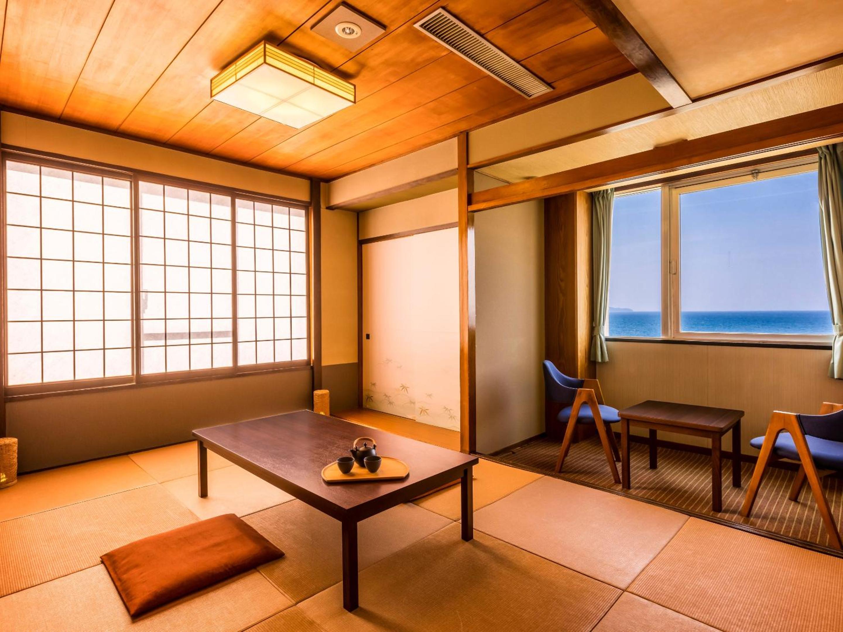 Standard Japanese-Western-Style-Room - Shared Bathroom - Non-Smoking