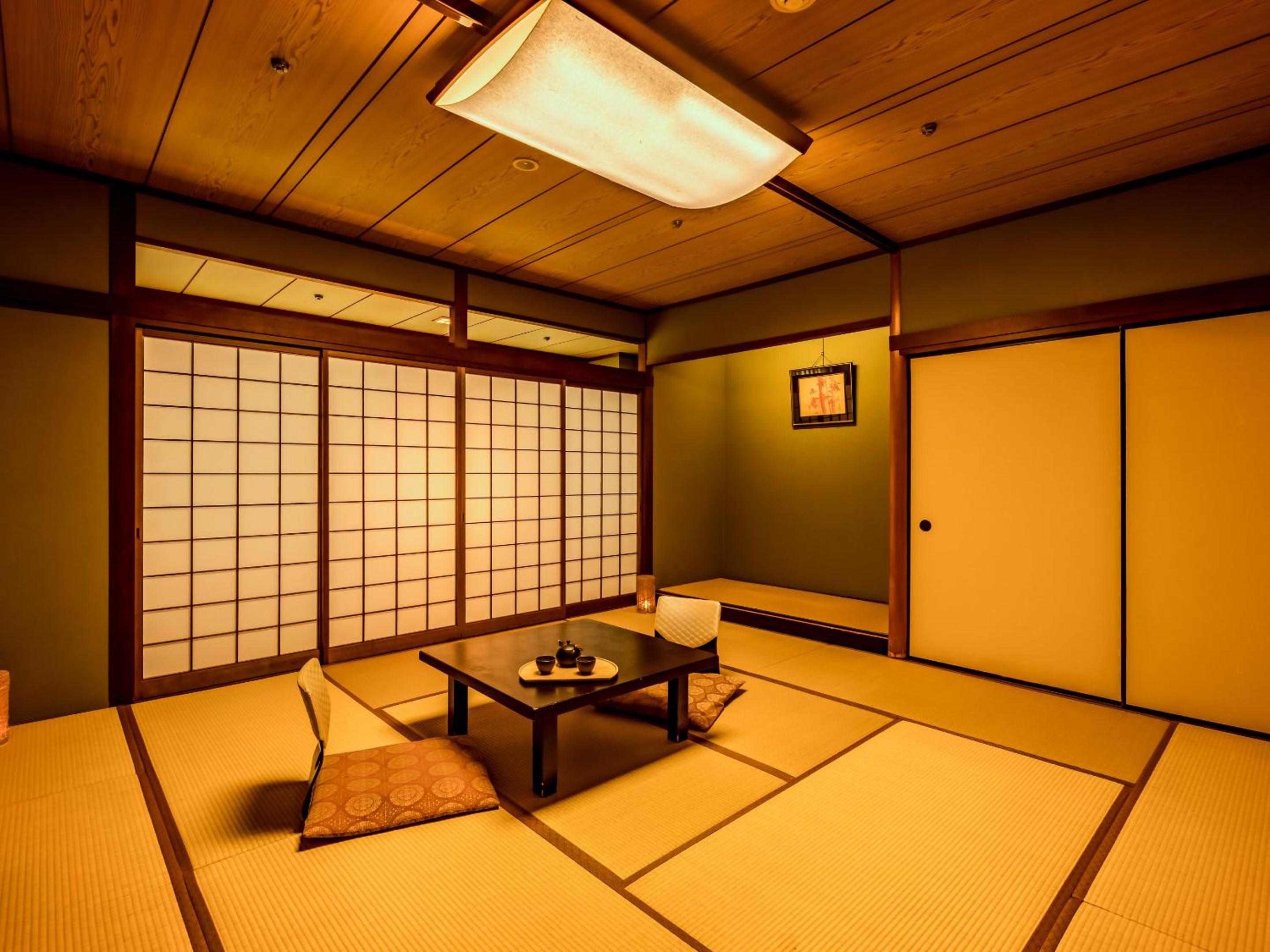 Standard Japanese-Style Twin Bed Room - Shared Bathroom - Non-Smoking
