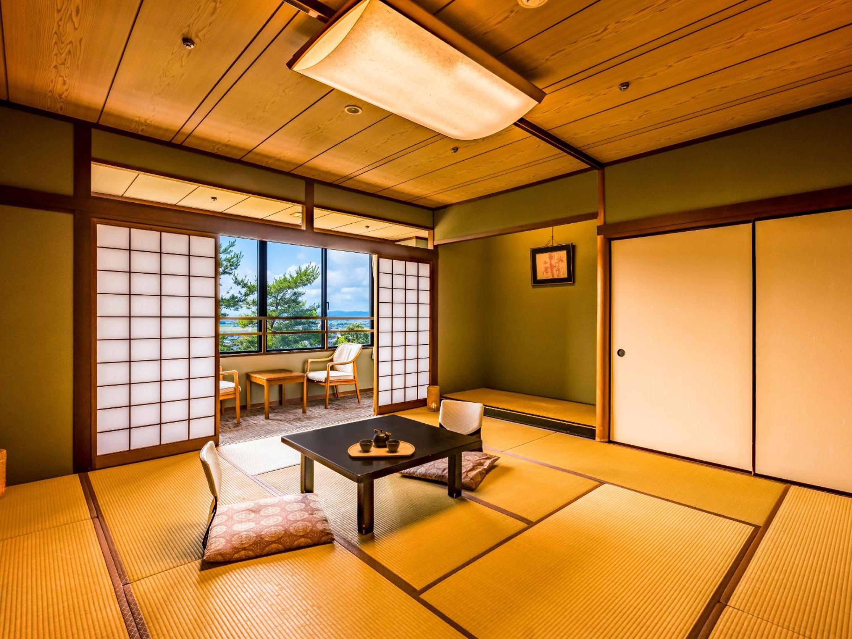 Standard Japanese Style Room With Bathroom With City View