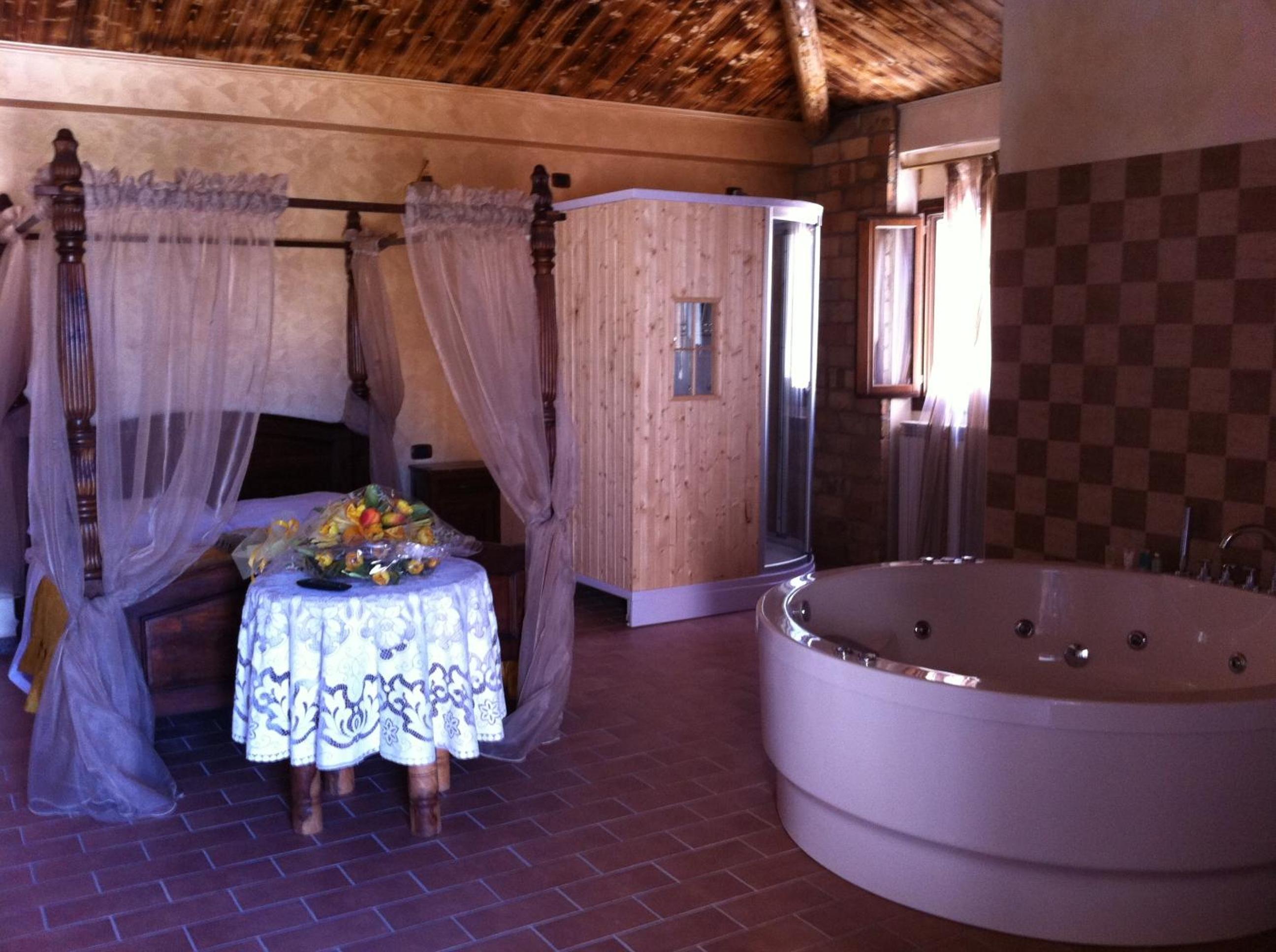 Imperial Suite - Photo 4