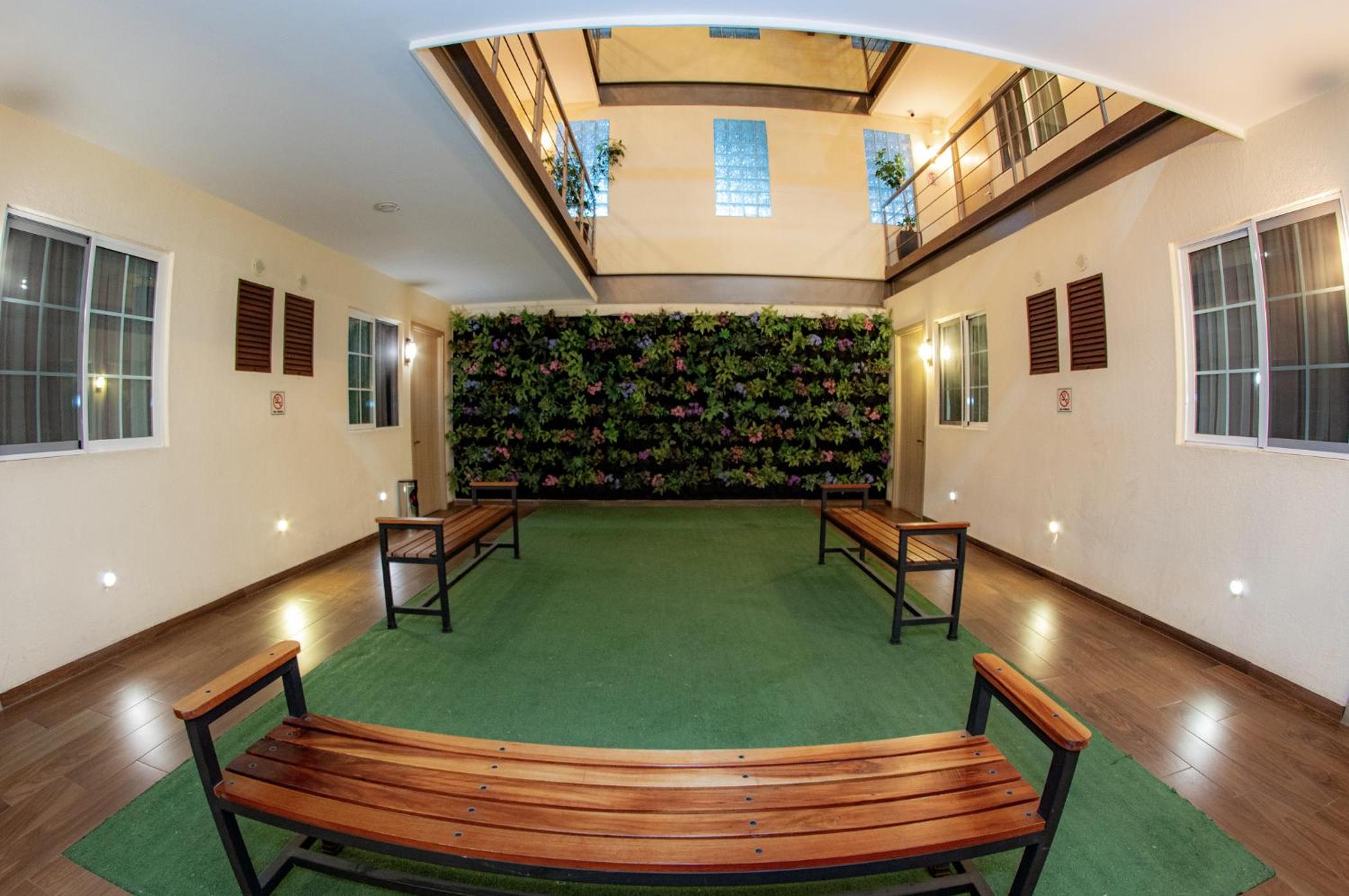 Double Room - Photo 7