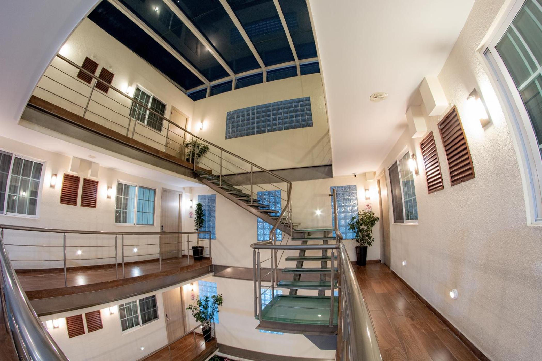 Double Room - Photo 8