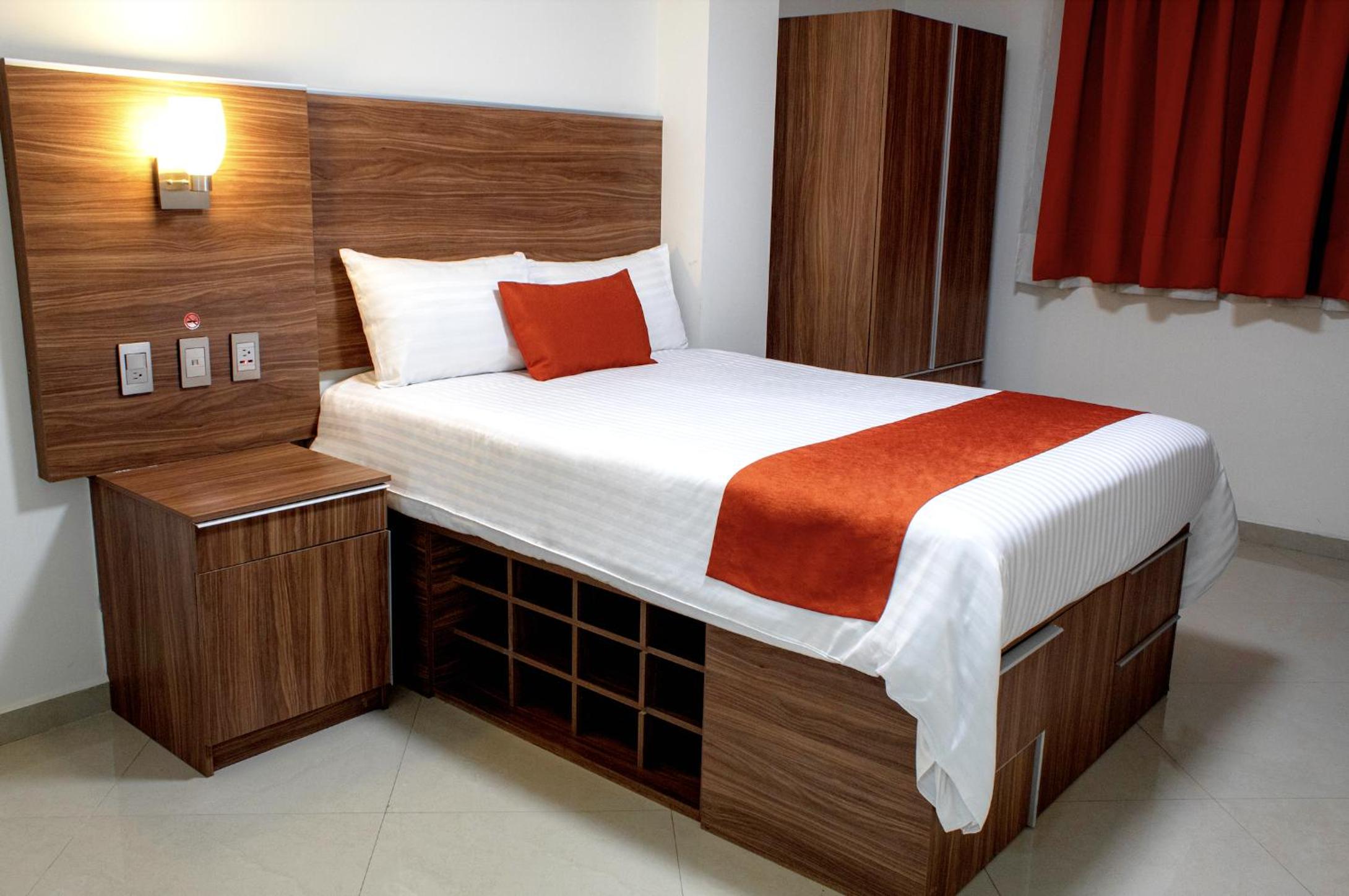 Double Room - Photo 21