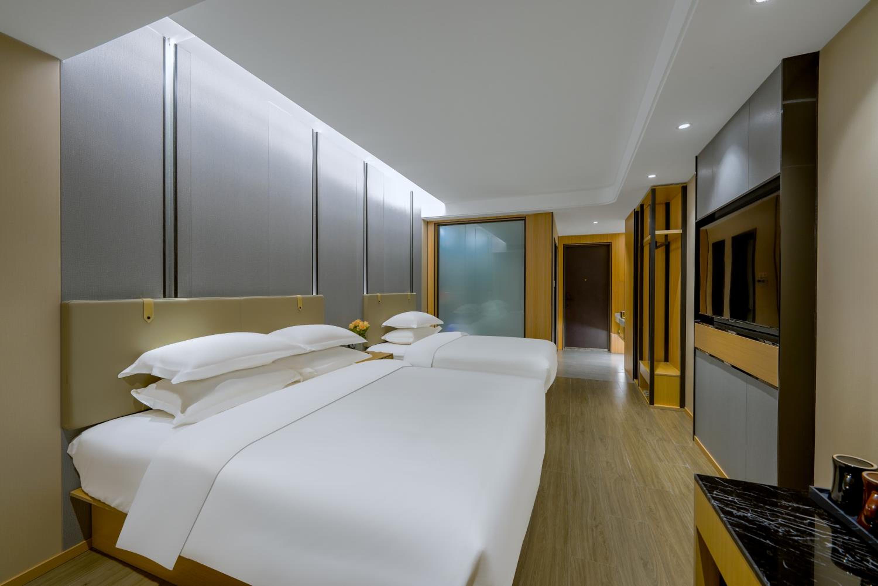 Deluxe Twin Room photo 3