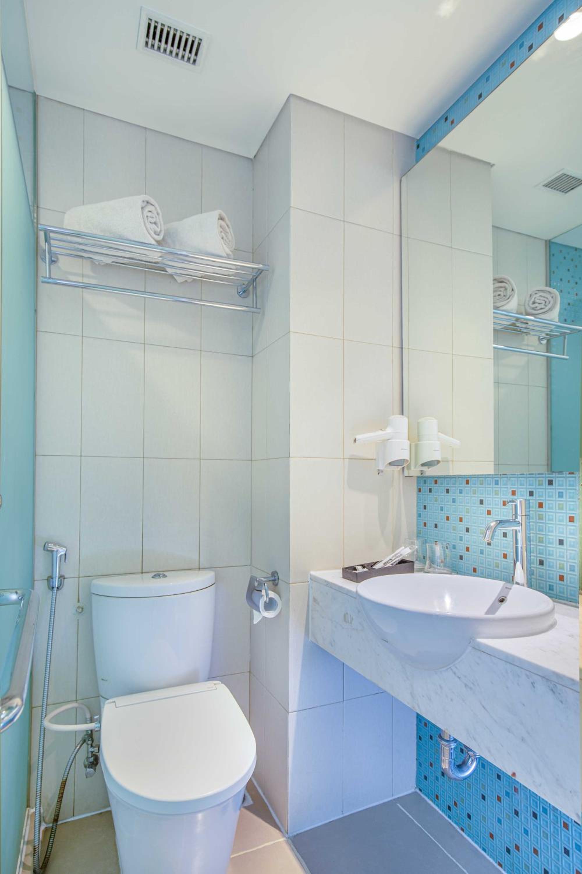 Suite - Photo 6
