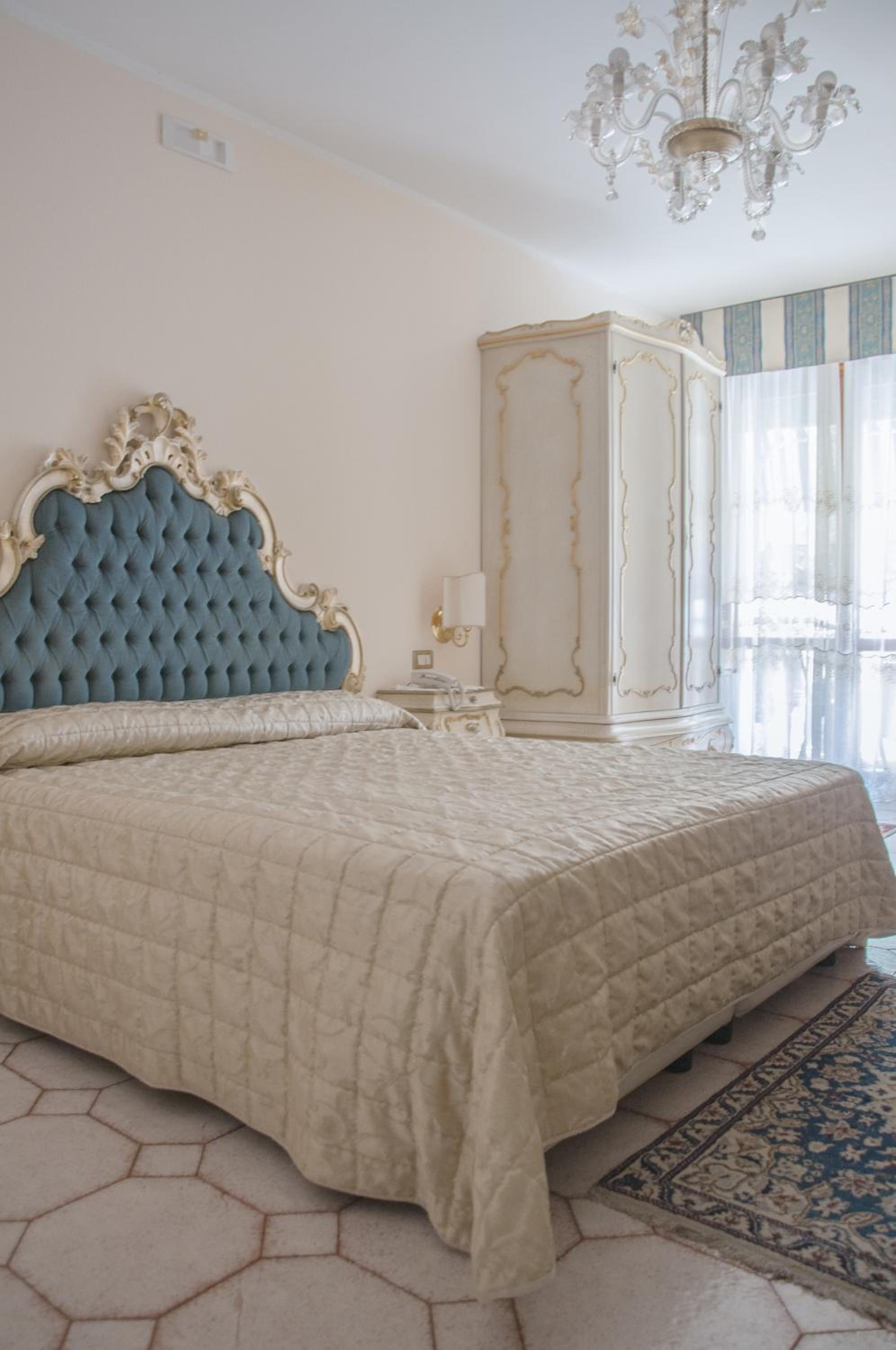 Double Room - Photo 3