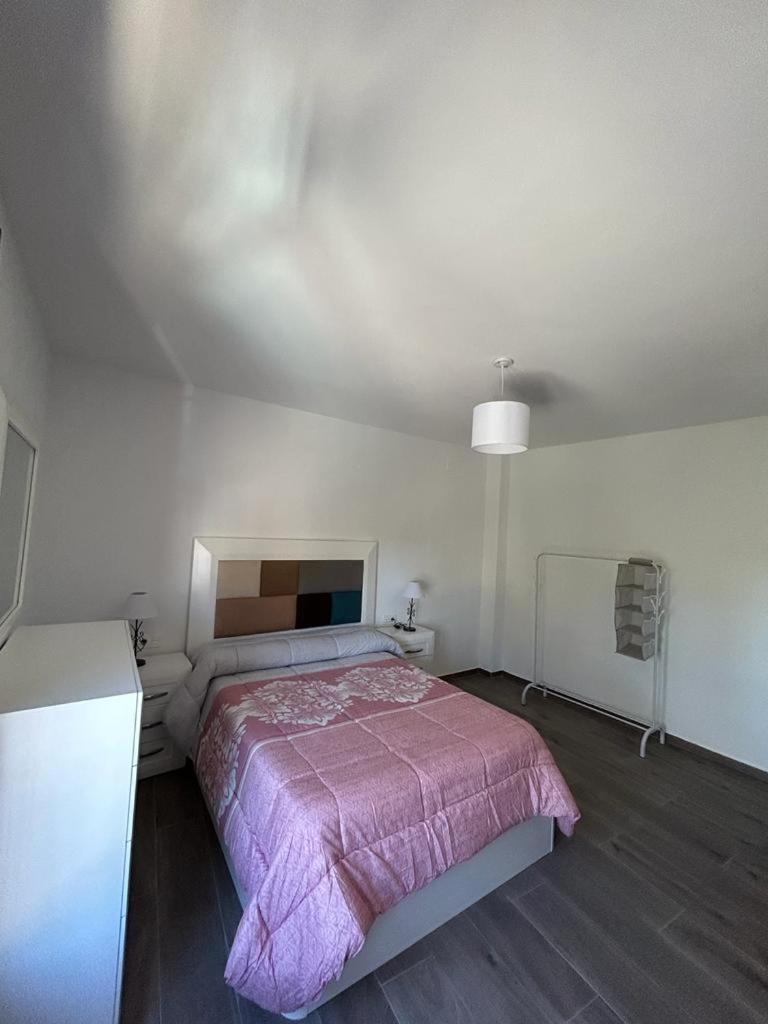One-Bedroom House photo 3