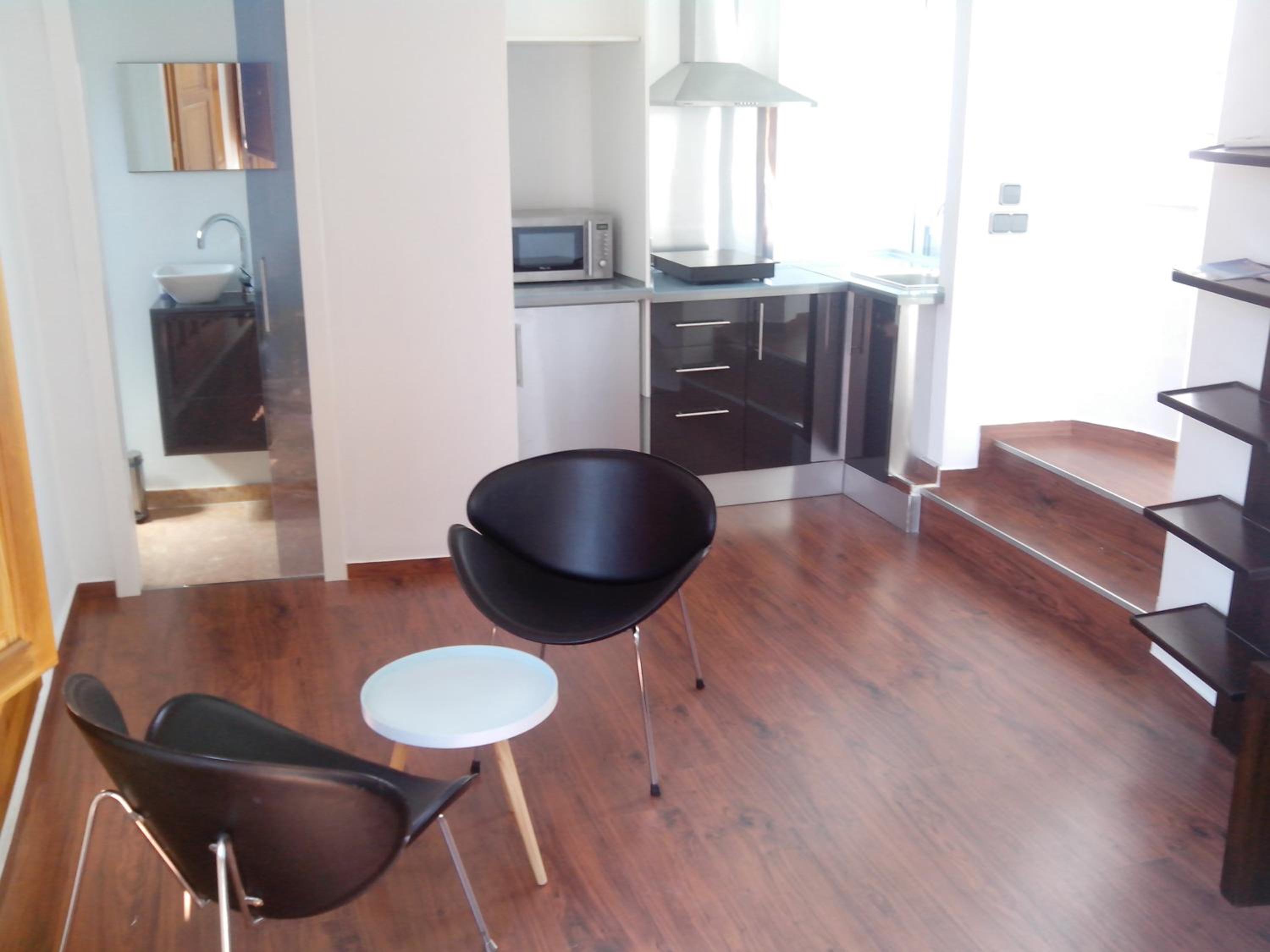 Estudio con terraza