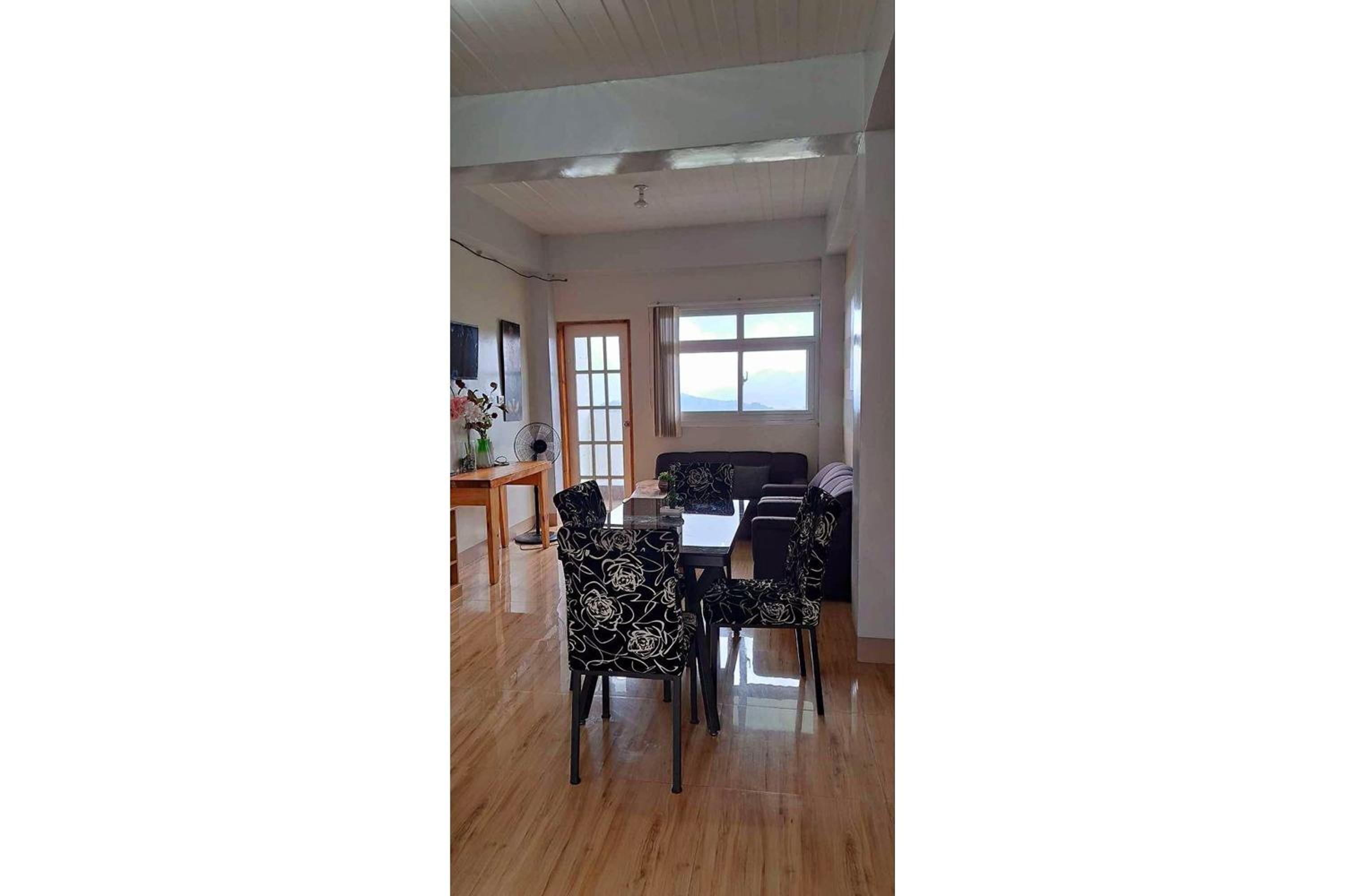 Two-Bedroom Apartment - Photo 25