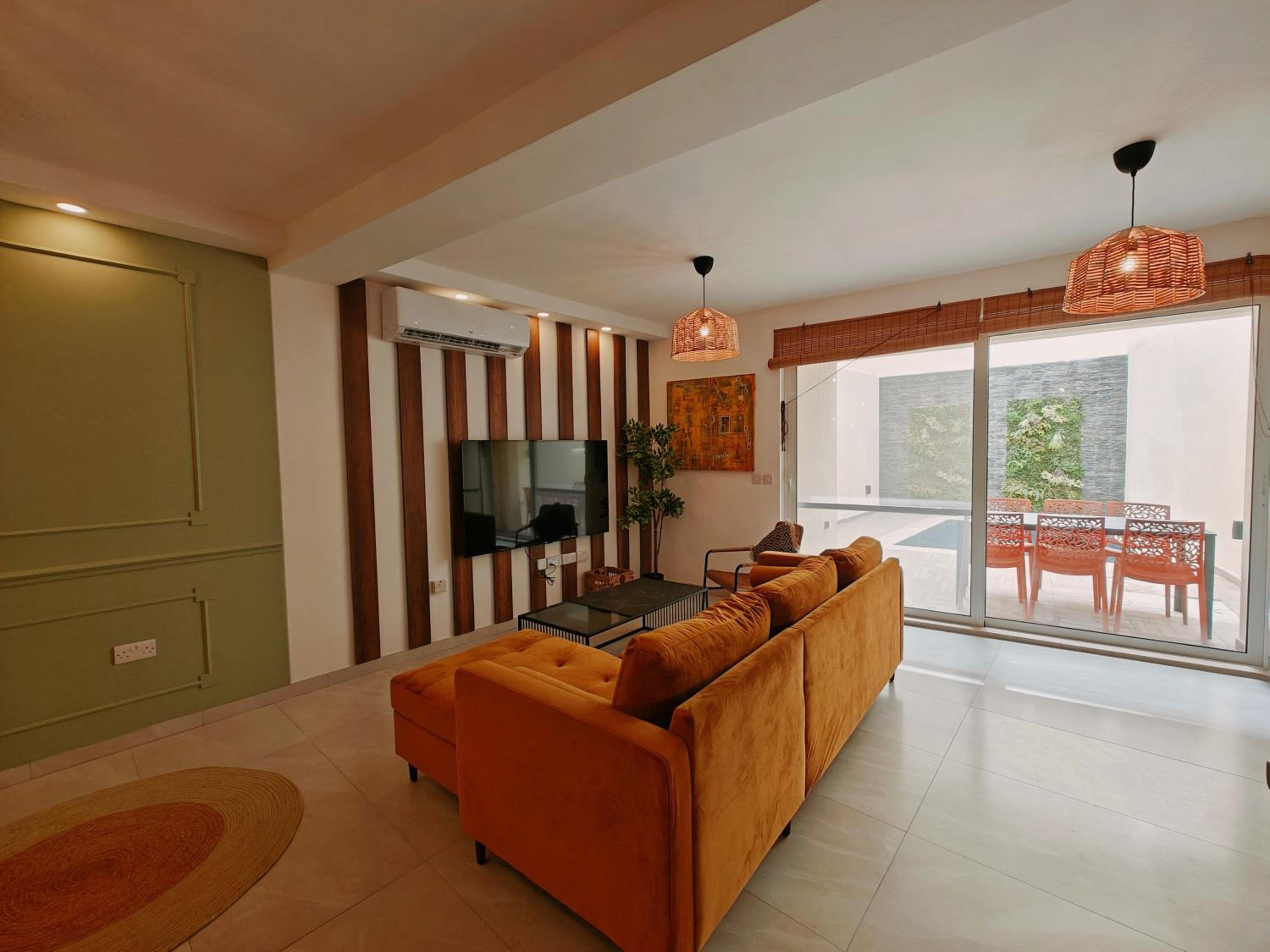 Three-Bedroom Apartment photo 1