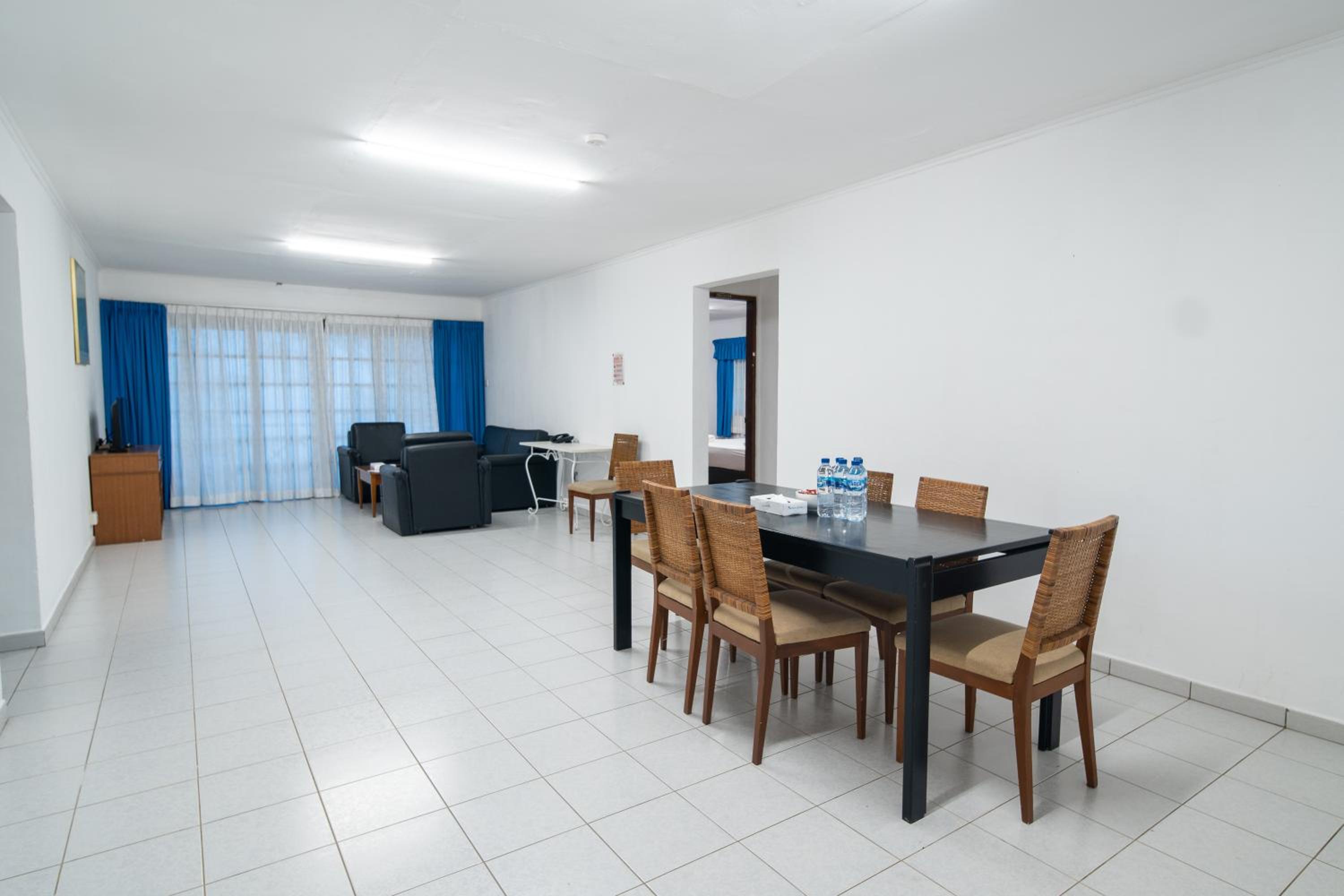 Three Bedroom Apartment  - Photo 11
